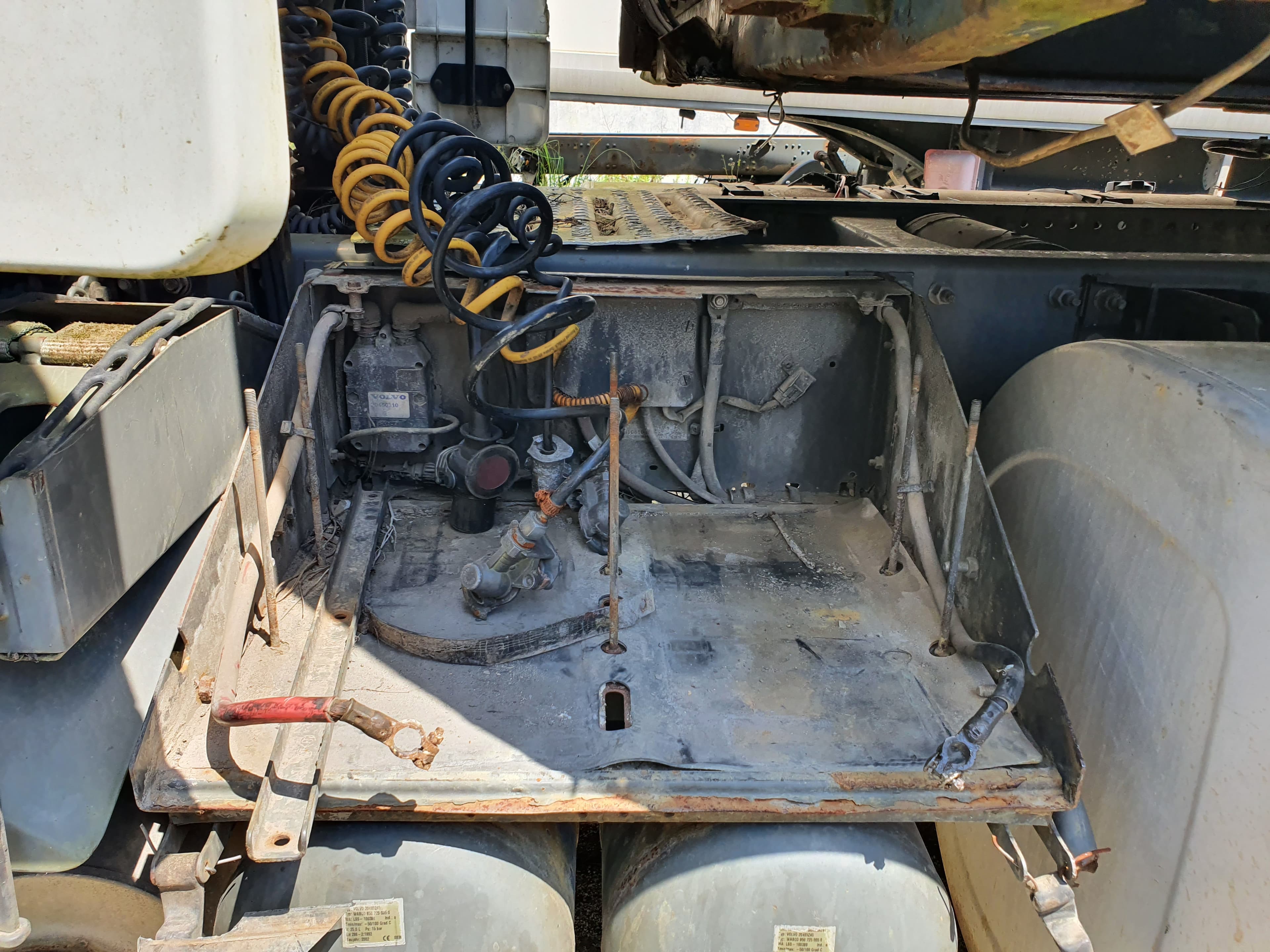 Volvo FH 12 420 · Ano 2002 — image 29