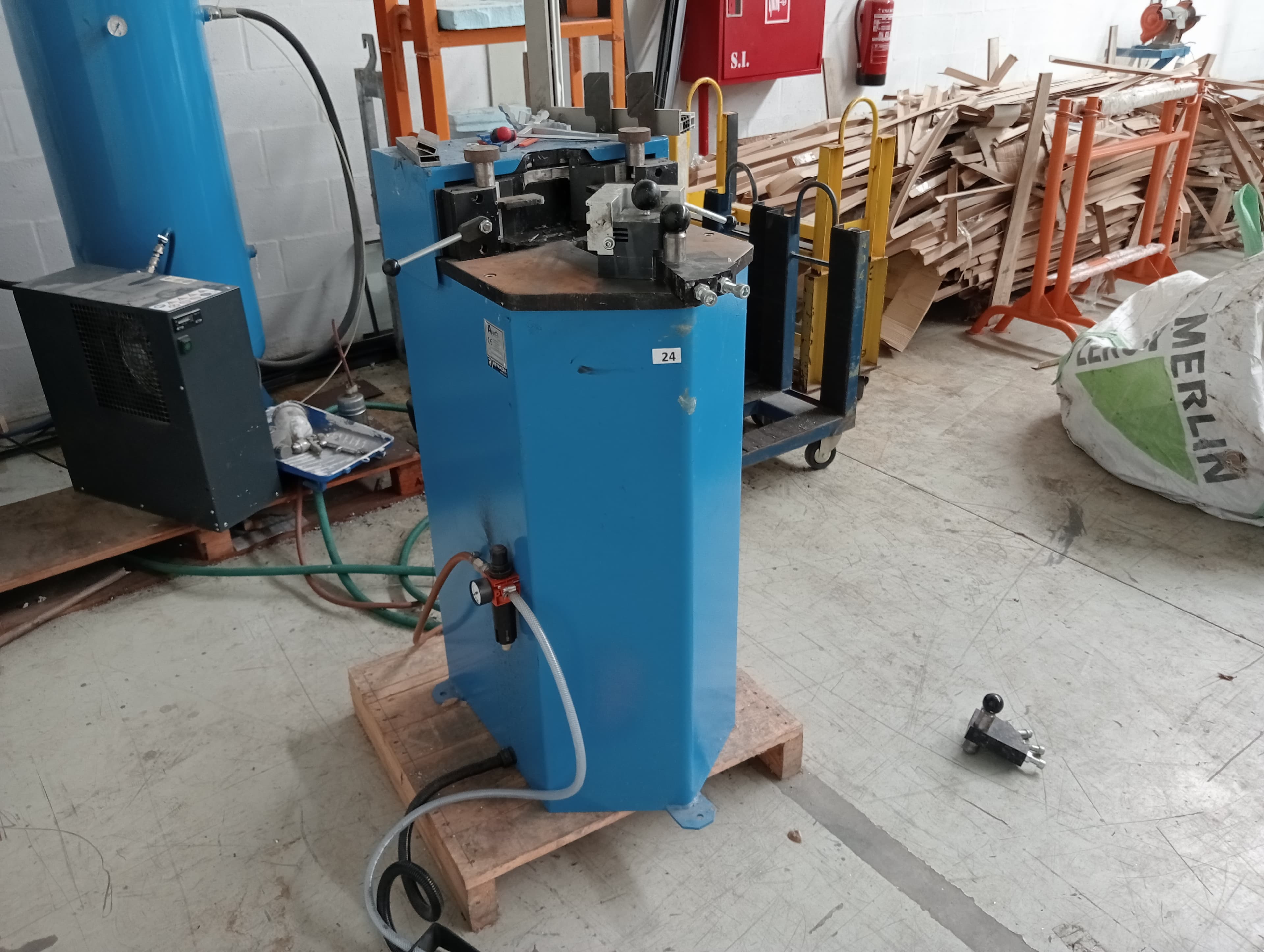 Máquinas e Equipamentos para Serralharia Industrial — imagem 6
