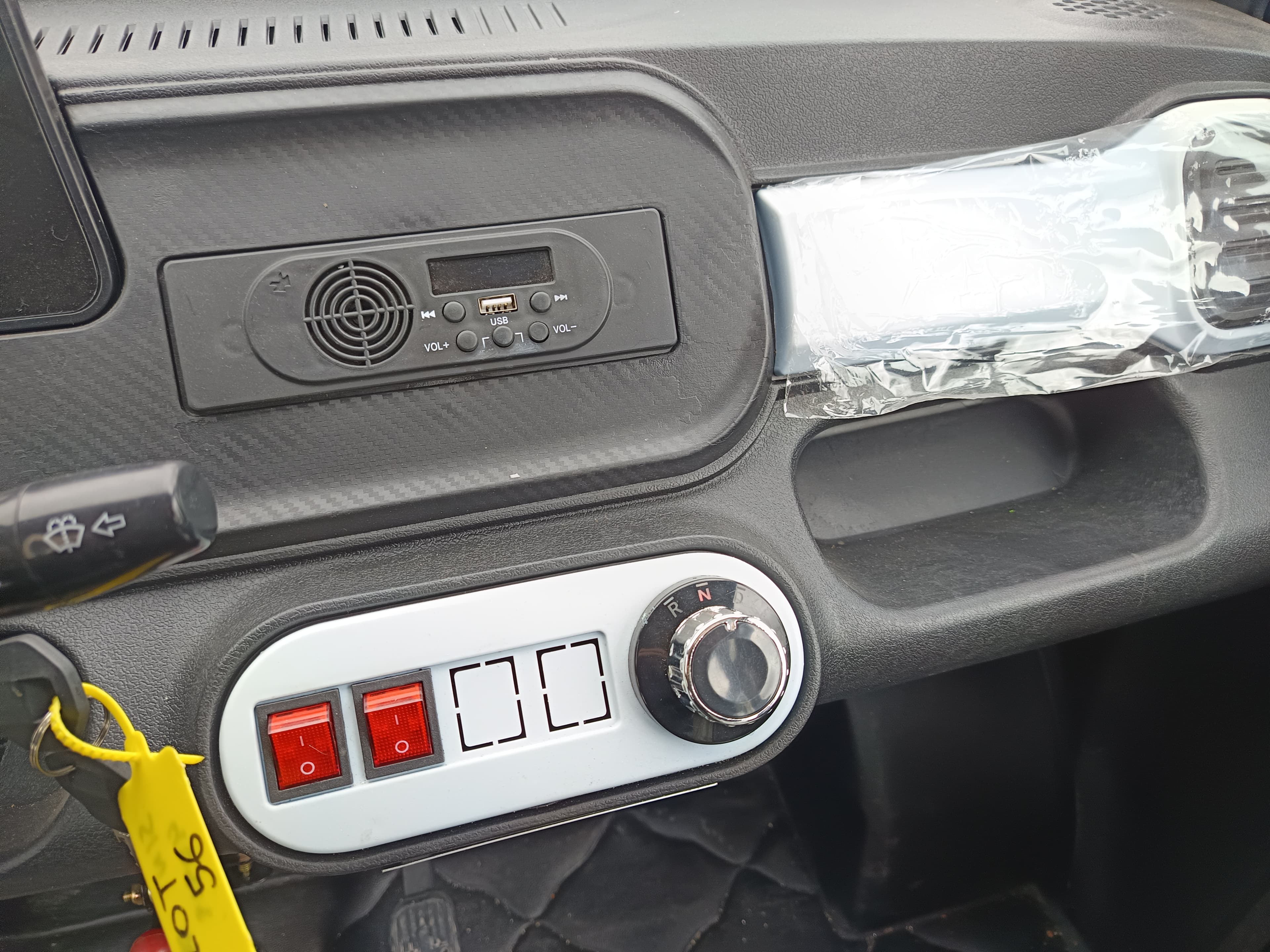 Carrinho Meco P4 · Ano 2024 — imagem 25