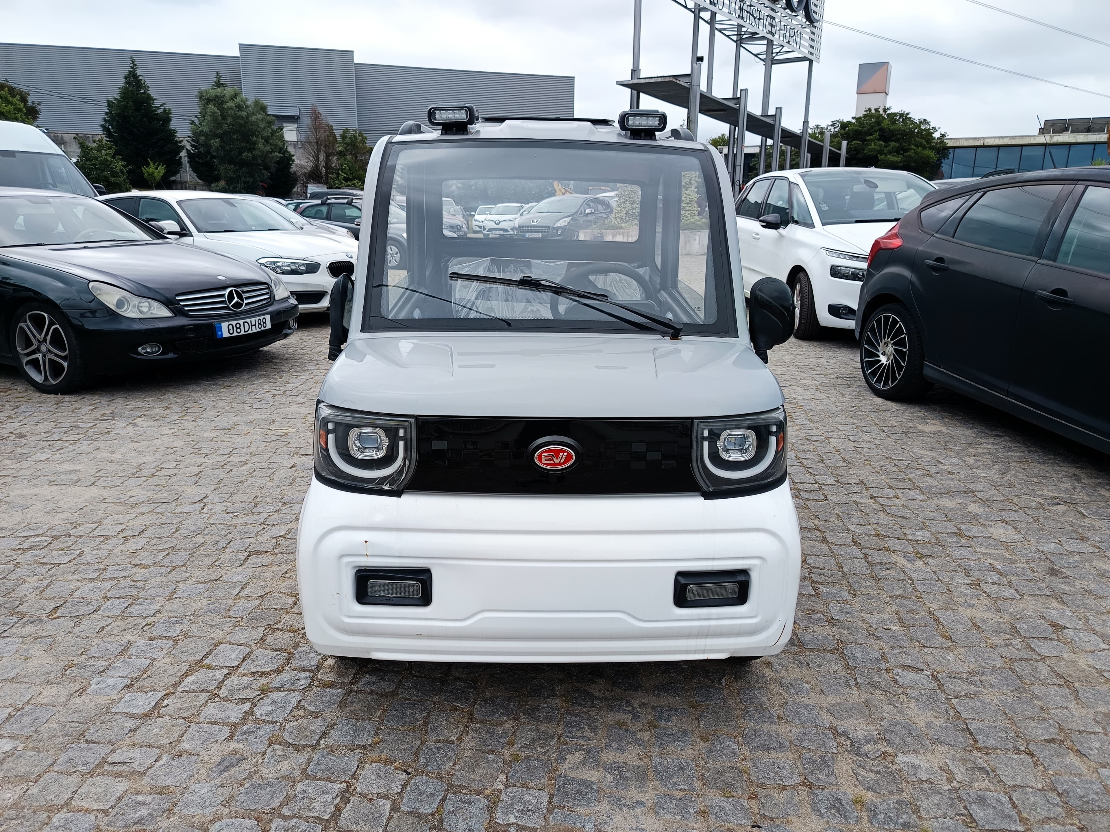 Carrinho Meco P4 · Ano 2024 — imagem 2