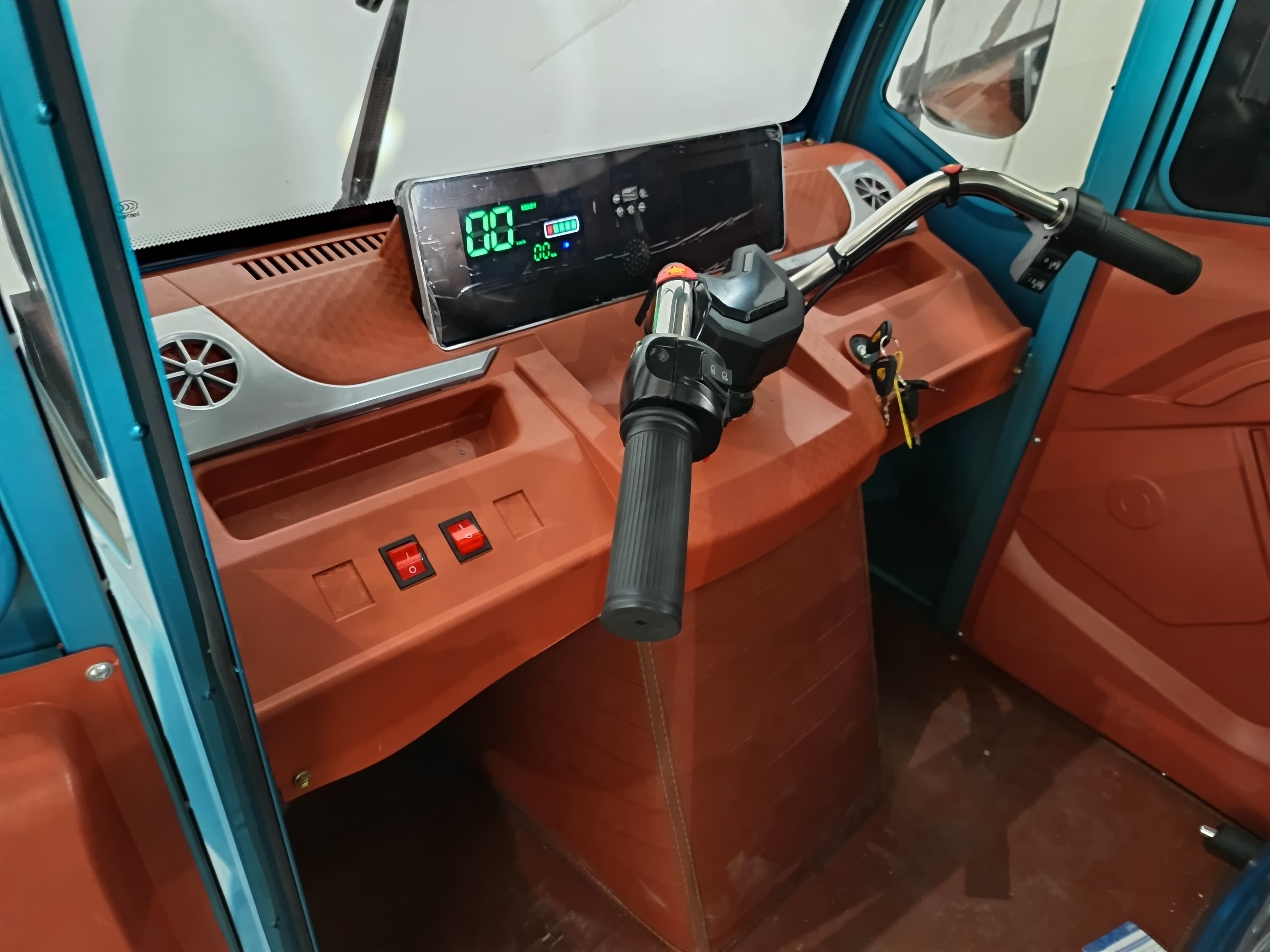 Triciclo Meco MC16 · Ano 2024 — imagen 19