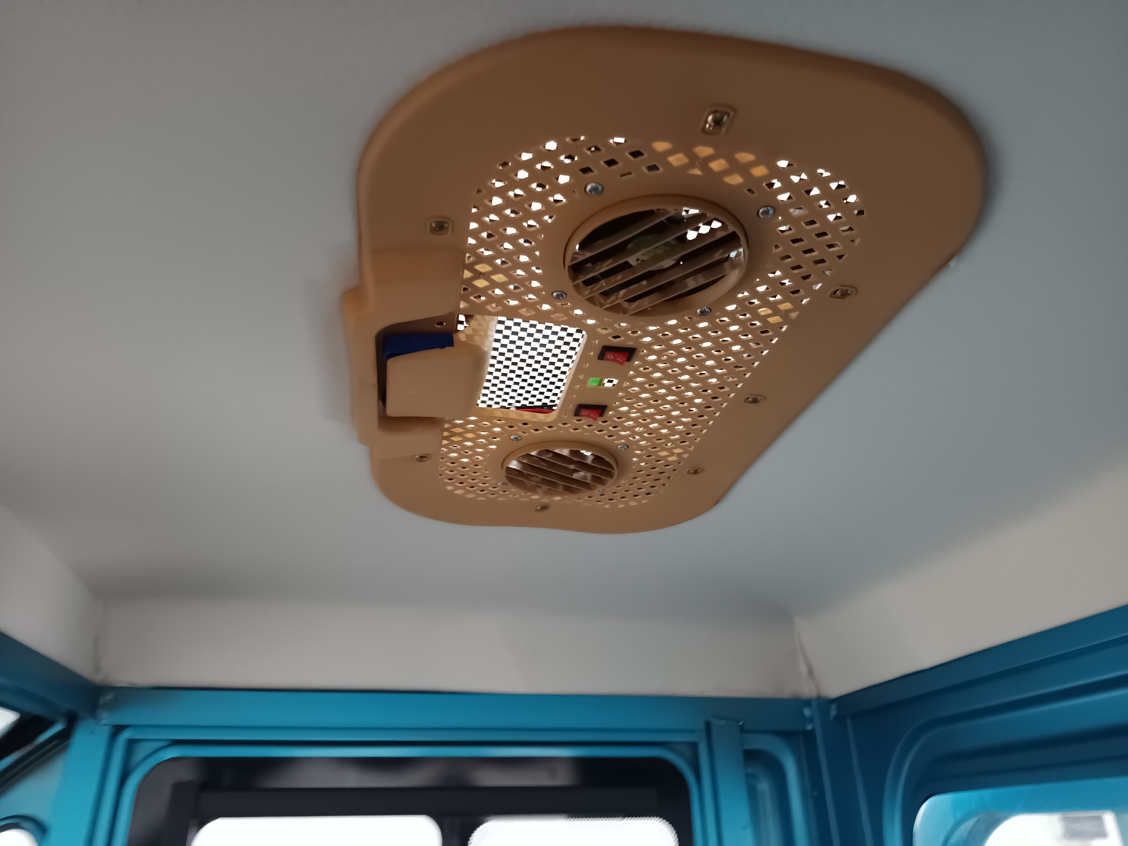 Triciclo Meco MC16 · Ano 2024 — imagen 14