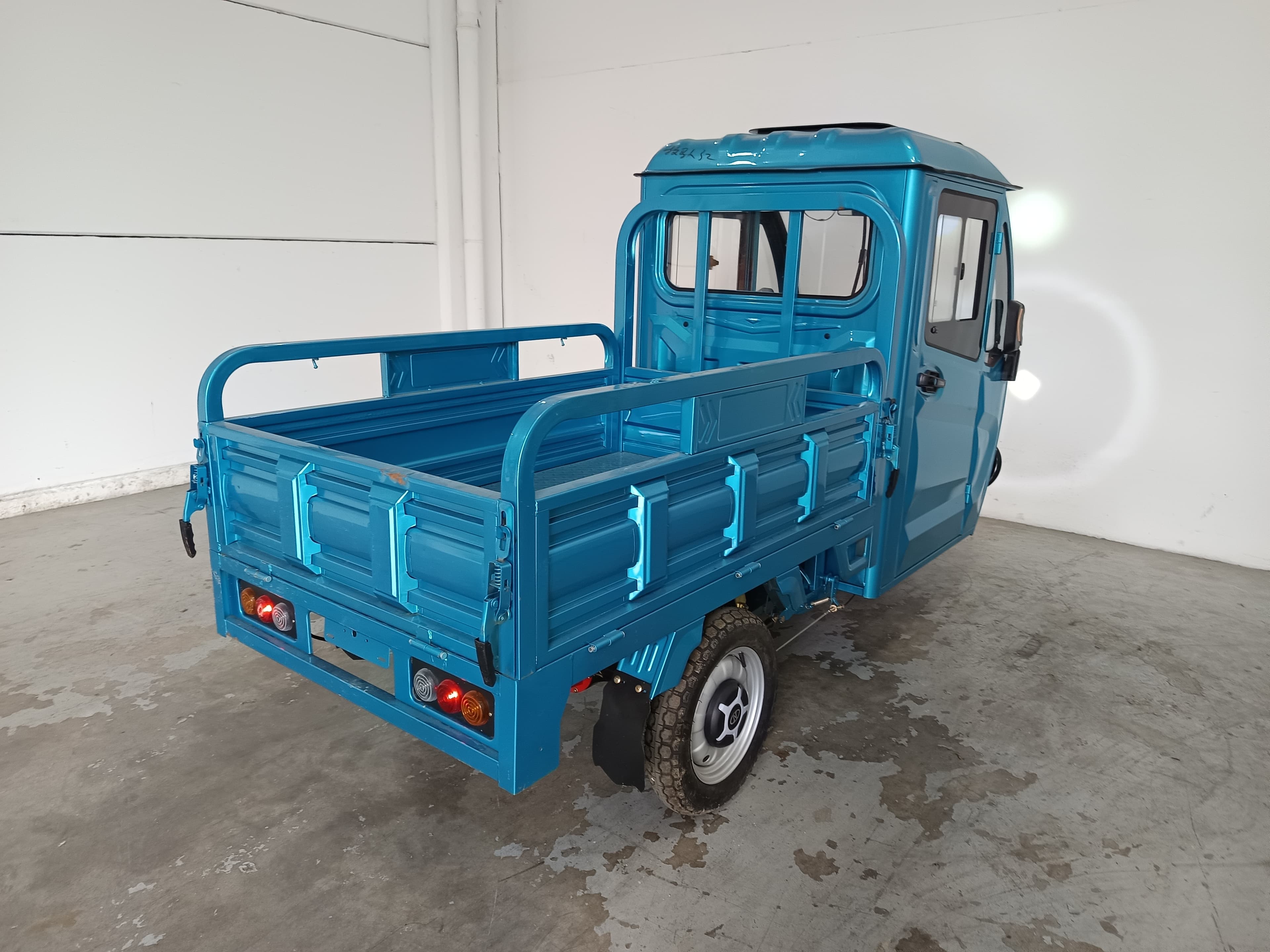 Triciclo Meco MC16 · Ano 2024 — imagen 6