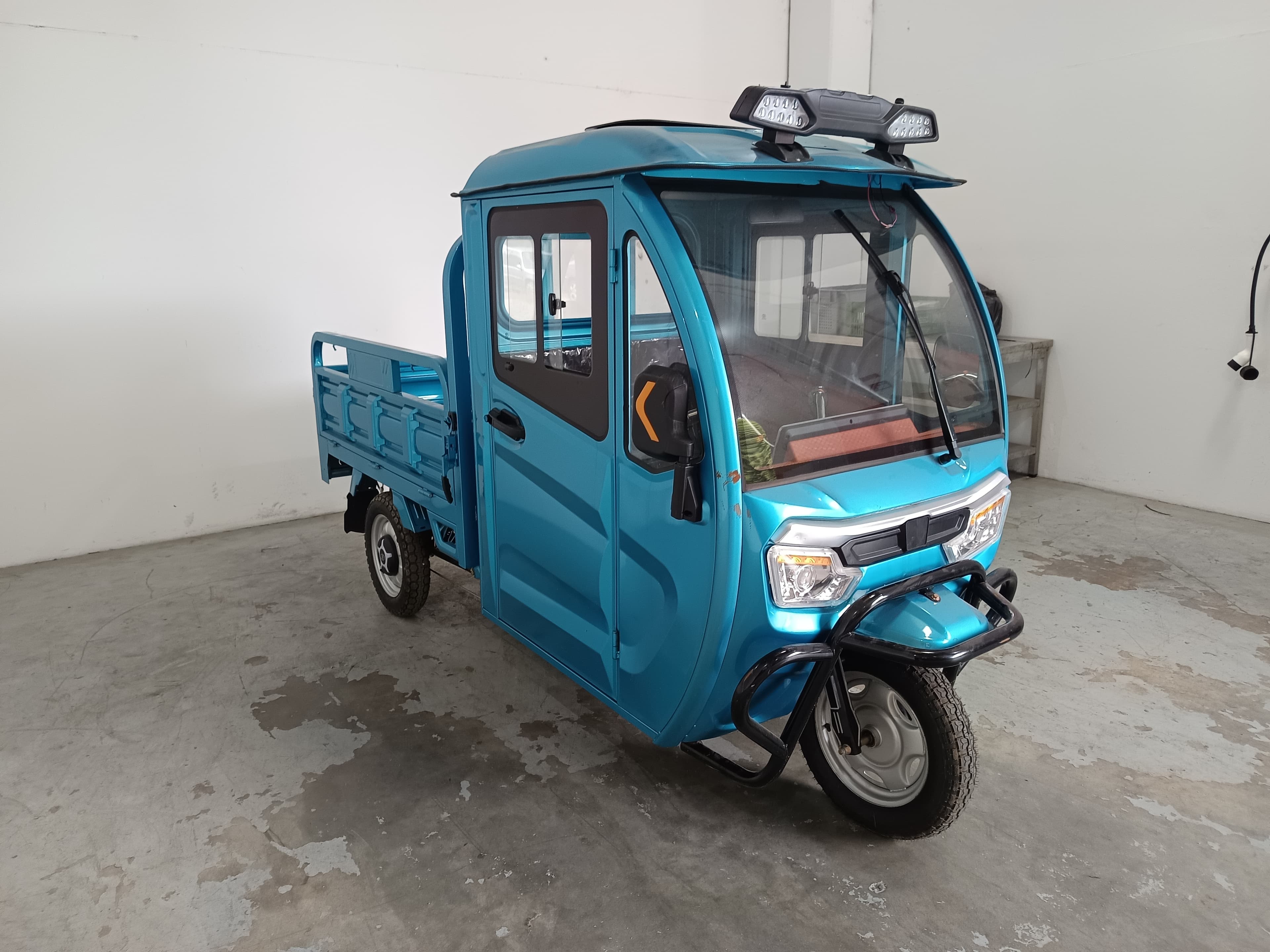 Triciclo Meco MC16 · Ano 2024 — imagen 3
