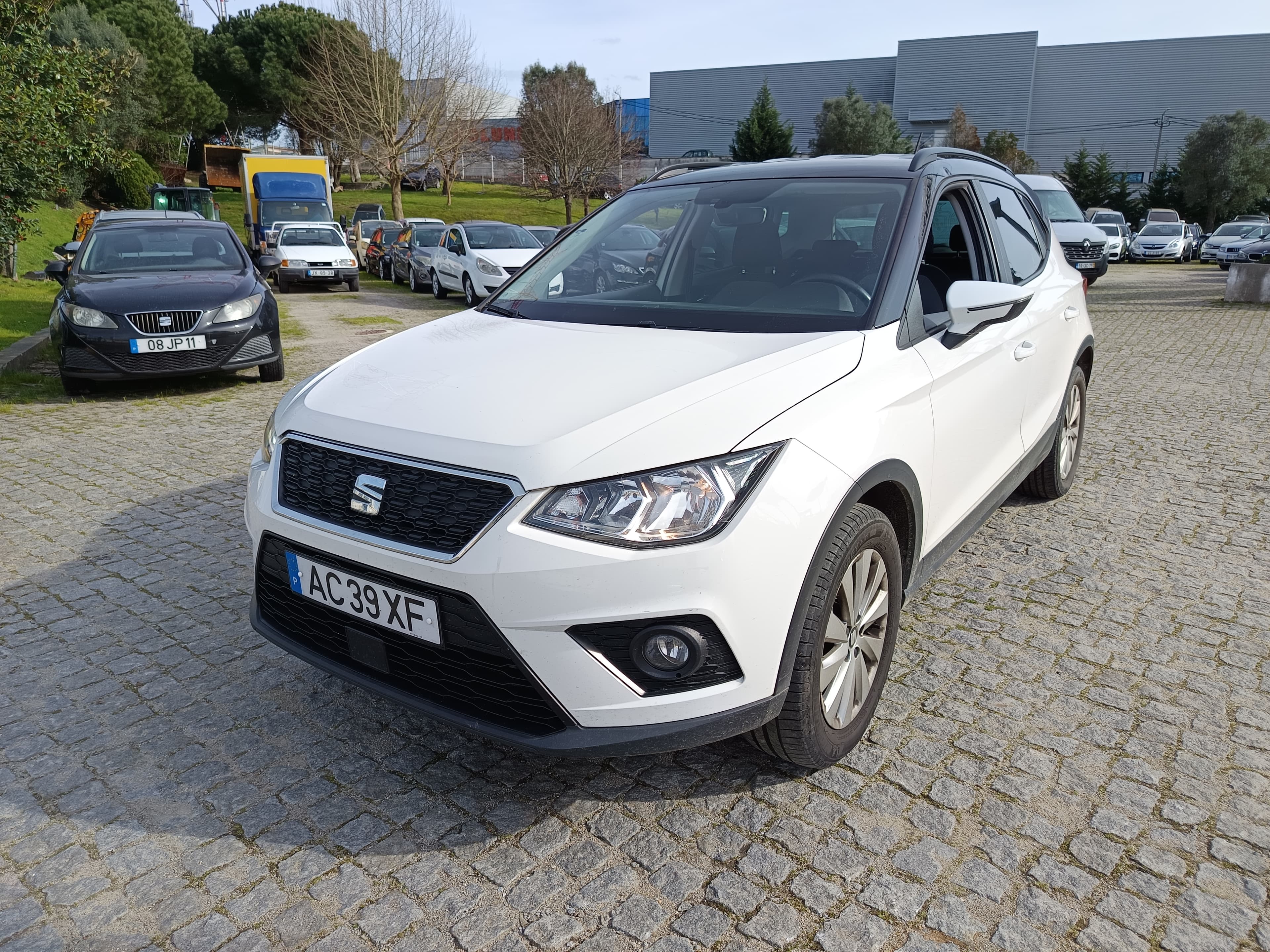 Seat Arona · Ano 2020 — imagem 1