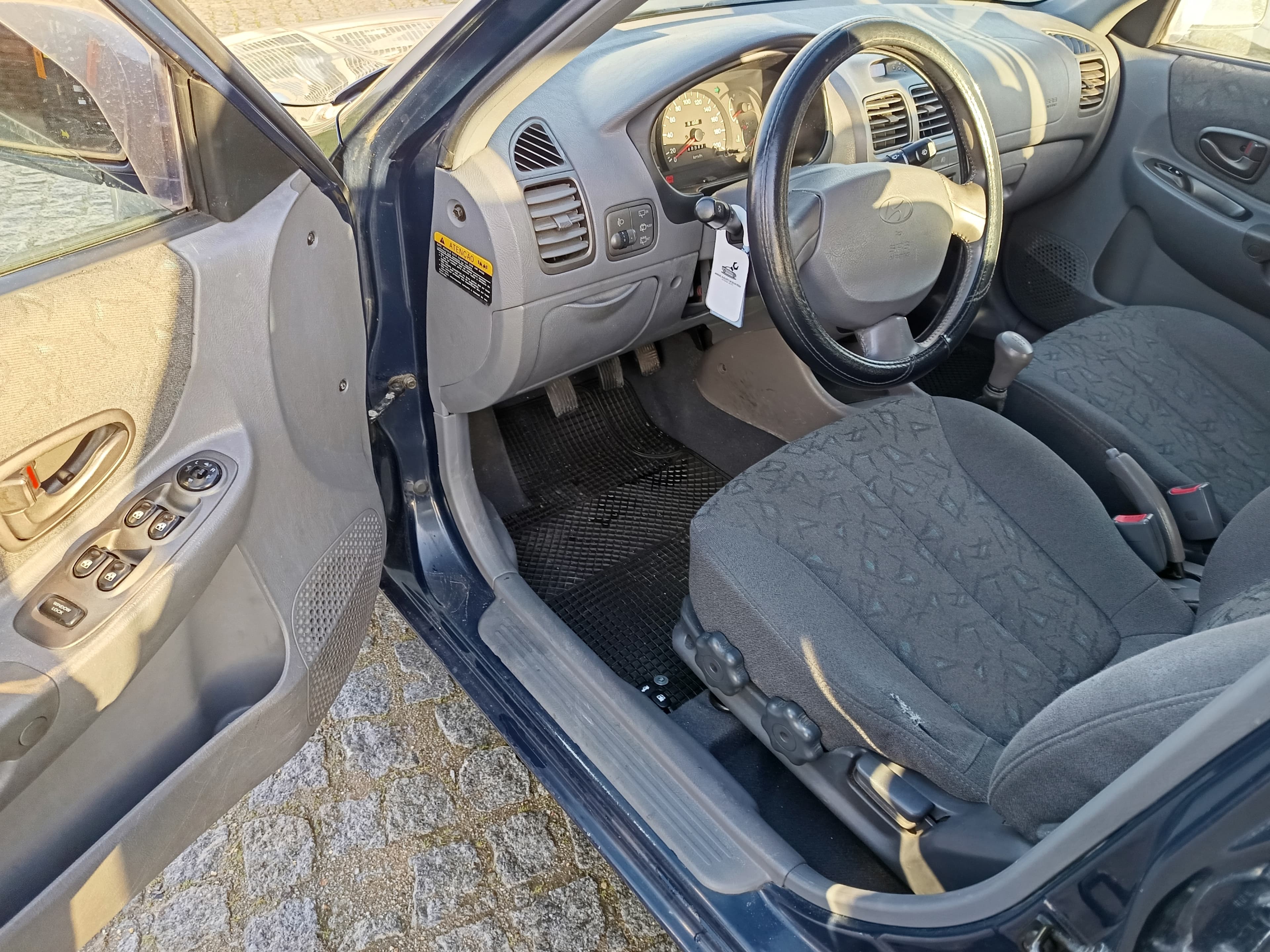 Hyundai Accent · Ano 2002 — imagen 34