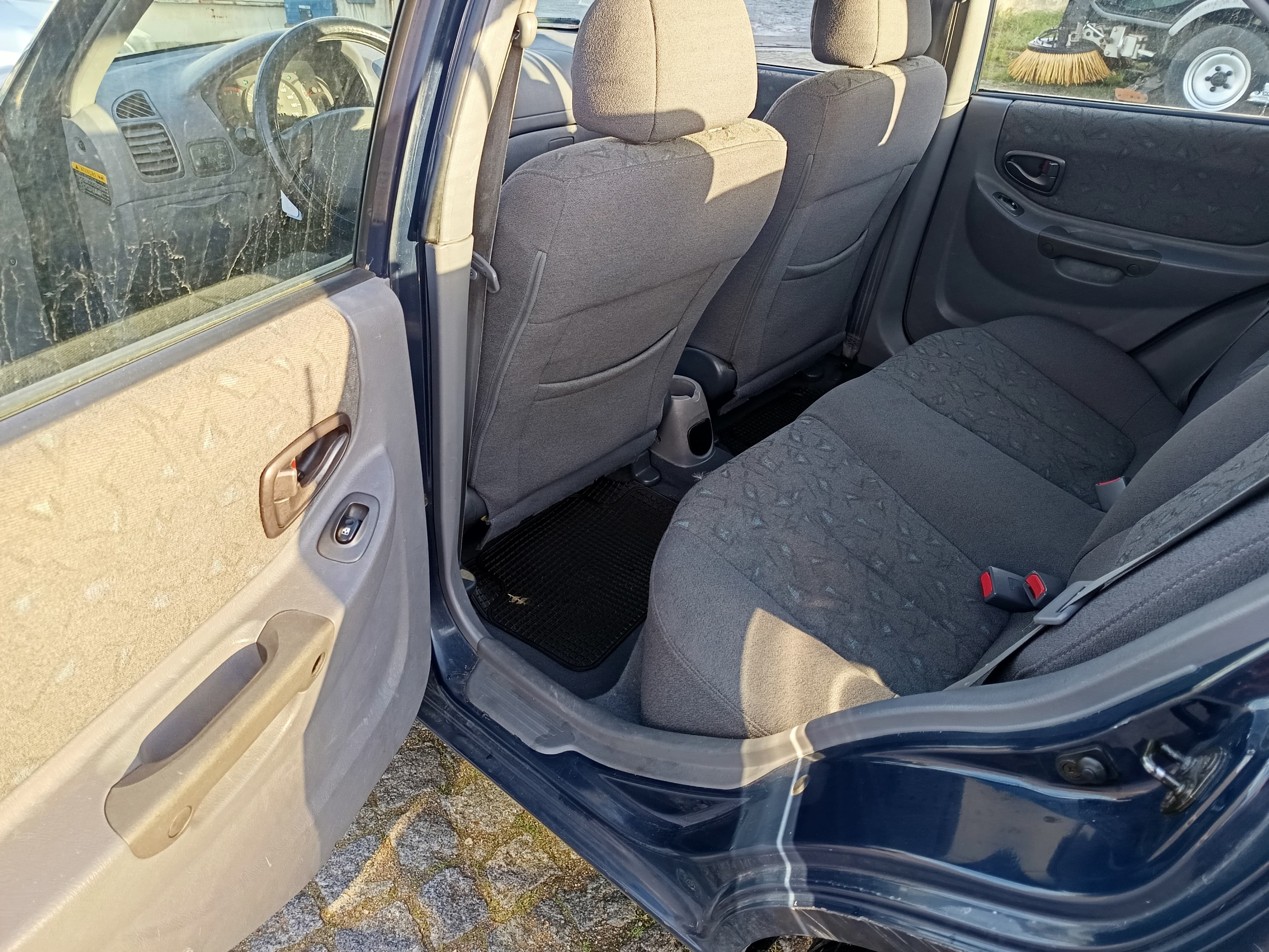 Hyundai Accent · Ano 2002 — imagen 31