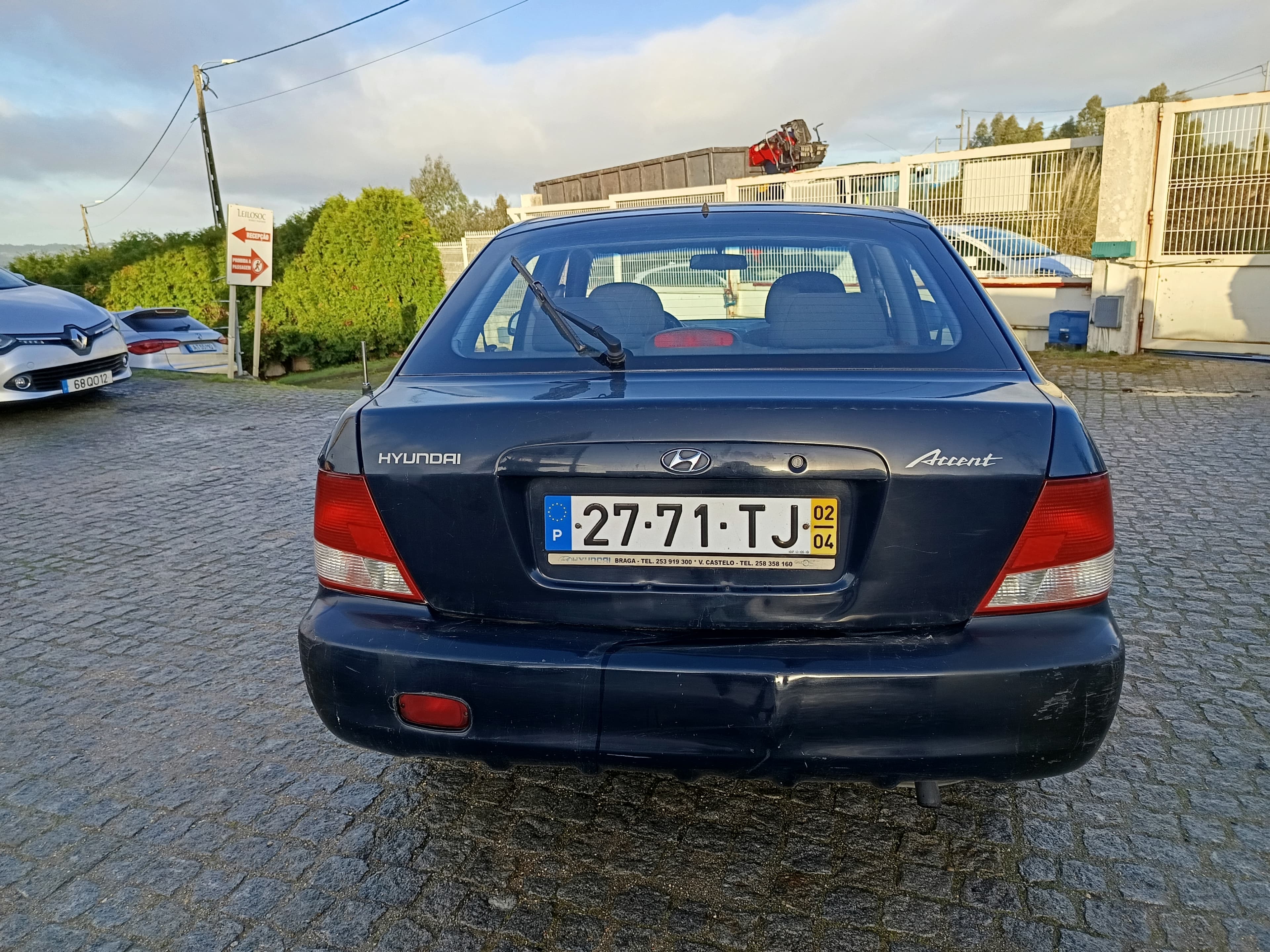 Hyundai Accent · Ano 2002 — imagen 5