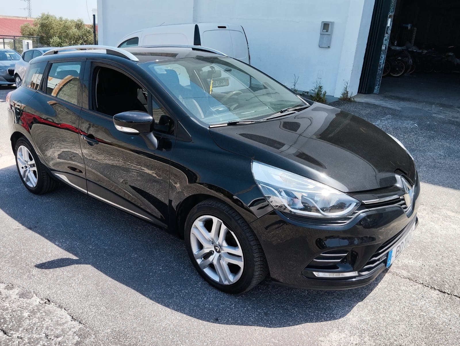 Renault Clio · Ano 2017 — imagem 2