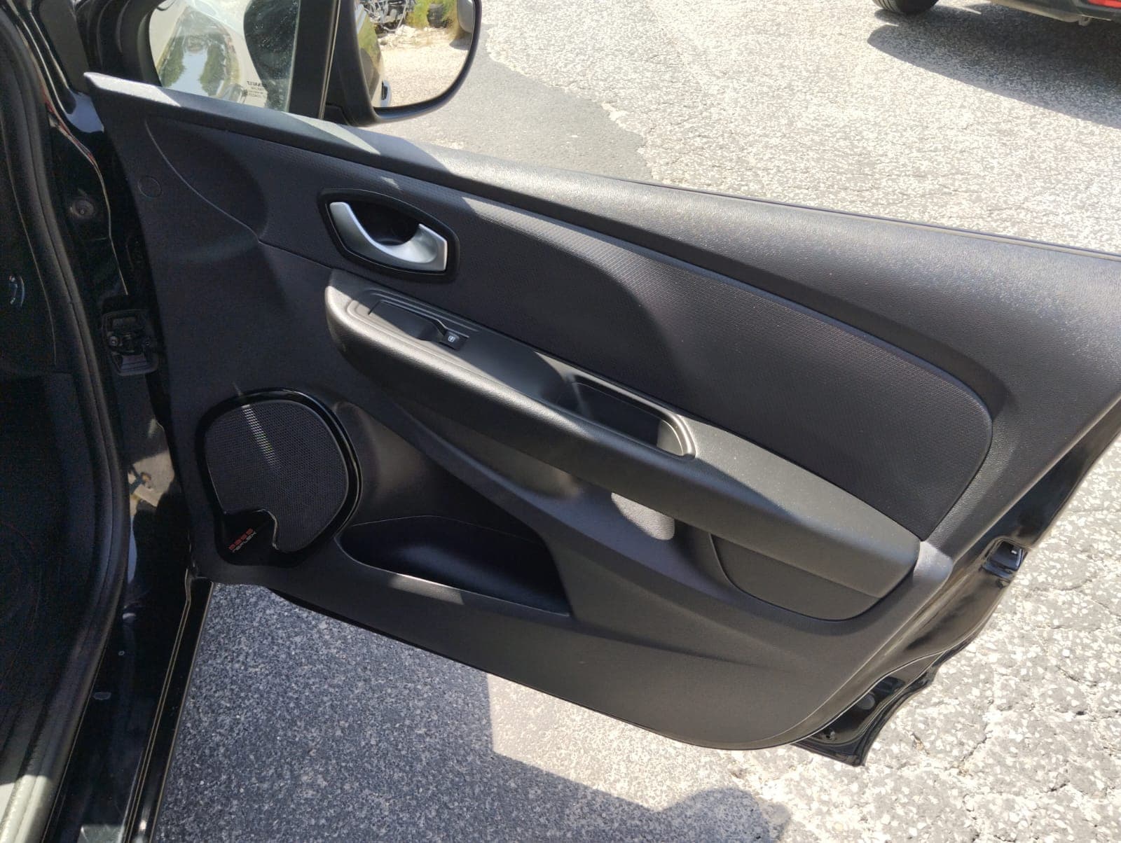 Renault Clio · Ano 2017 — imagem 21