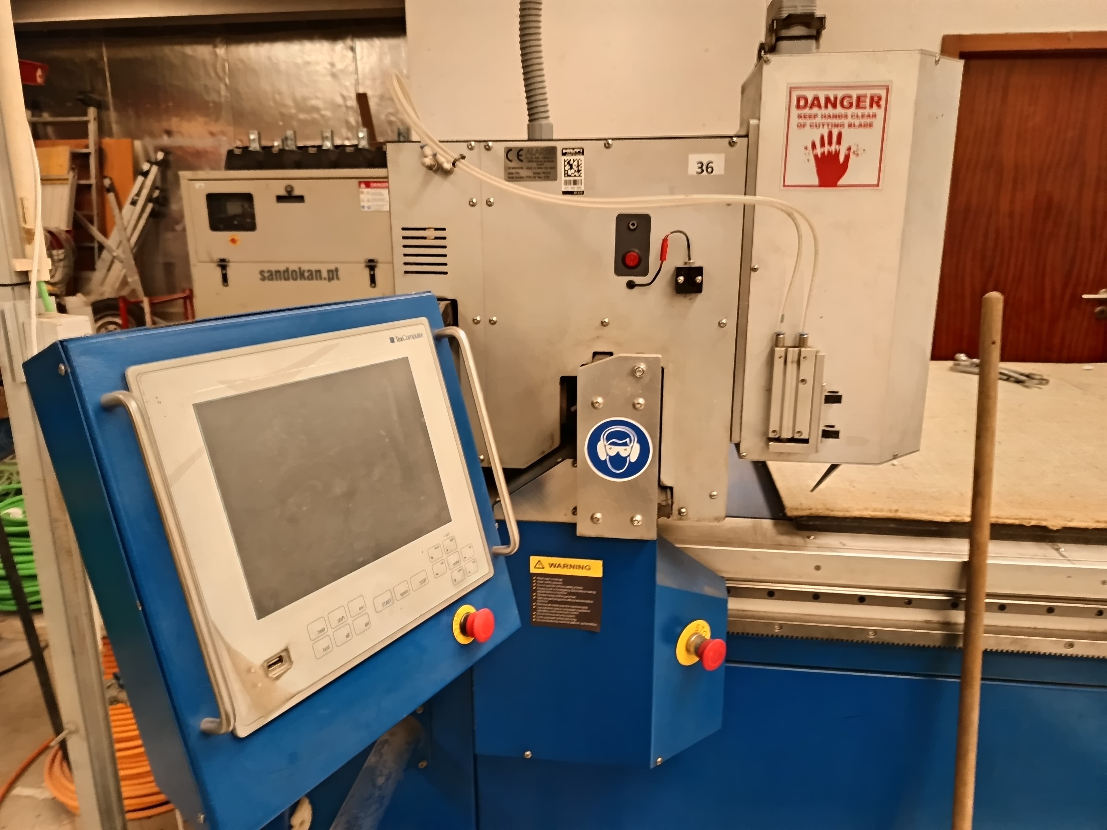Máquina CNC — imagem 5