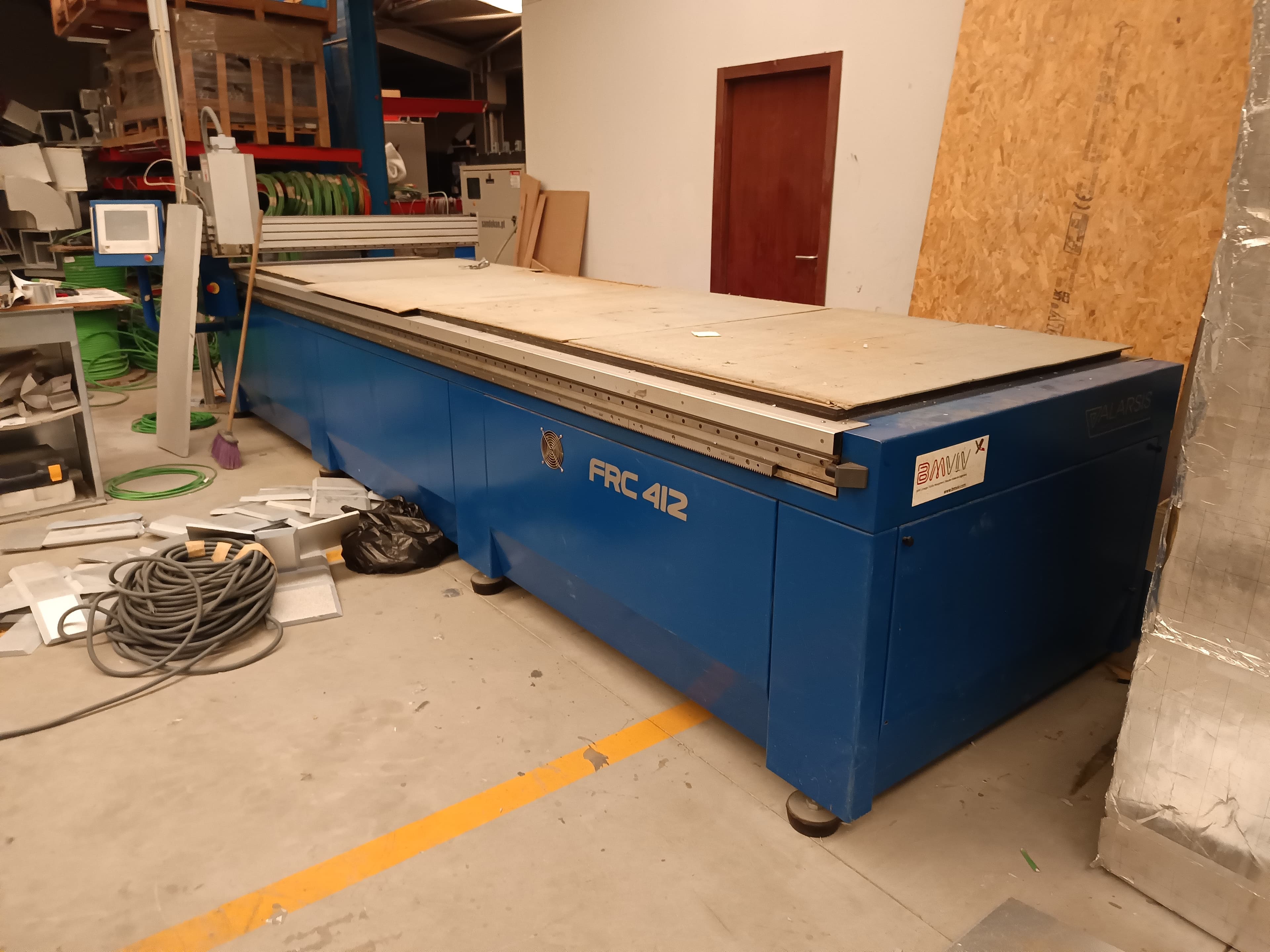 Máquina CNC — imagem 1