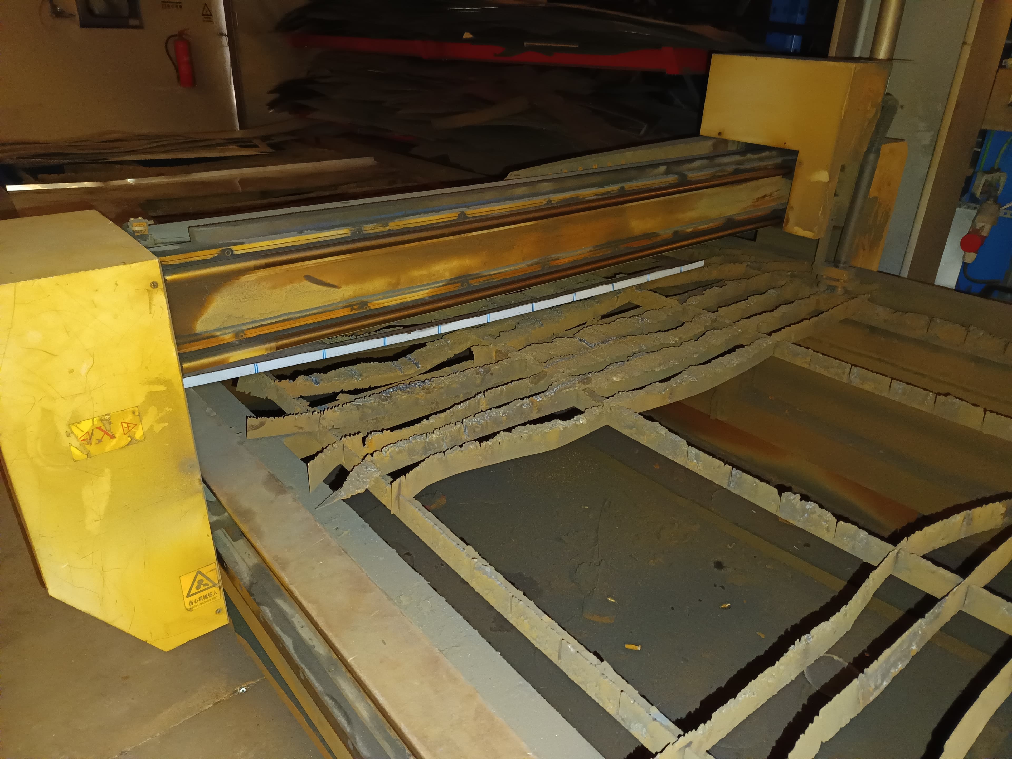 Máquina CNC — image 4