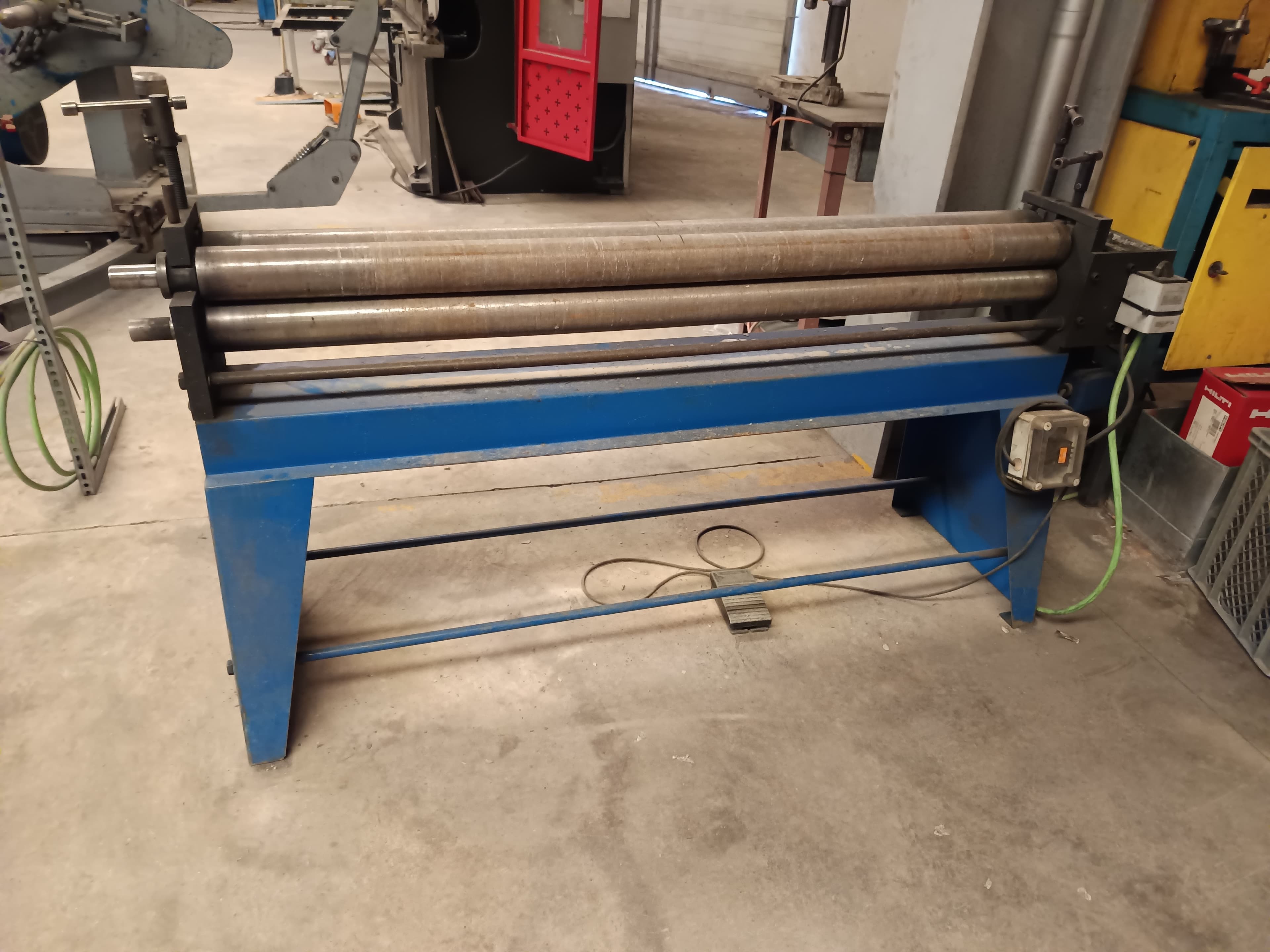 Máquina para Curvar — imagen 2