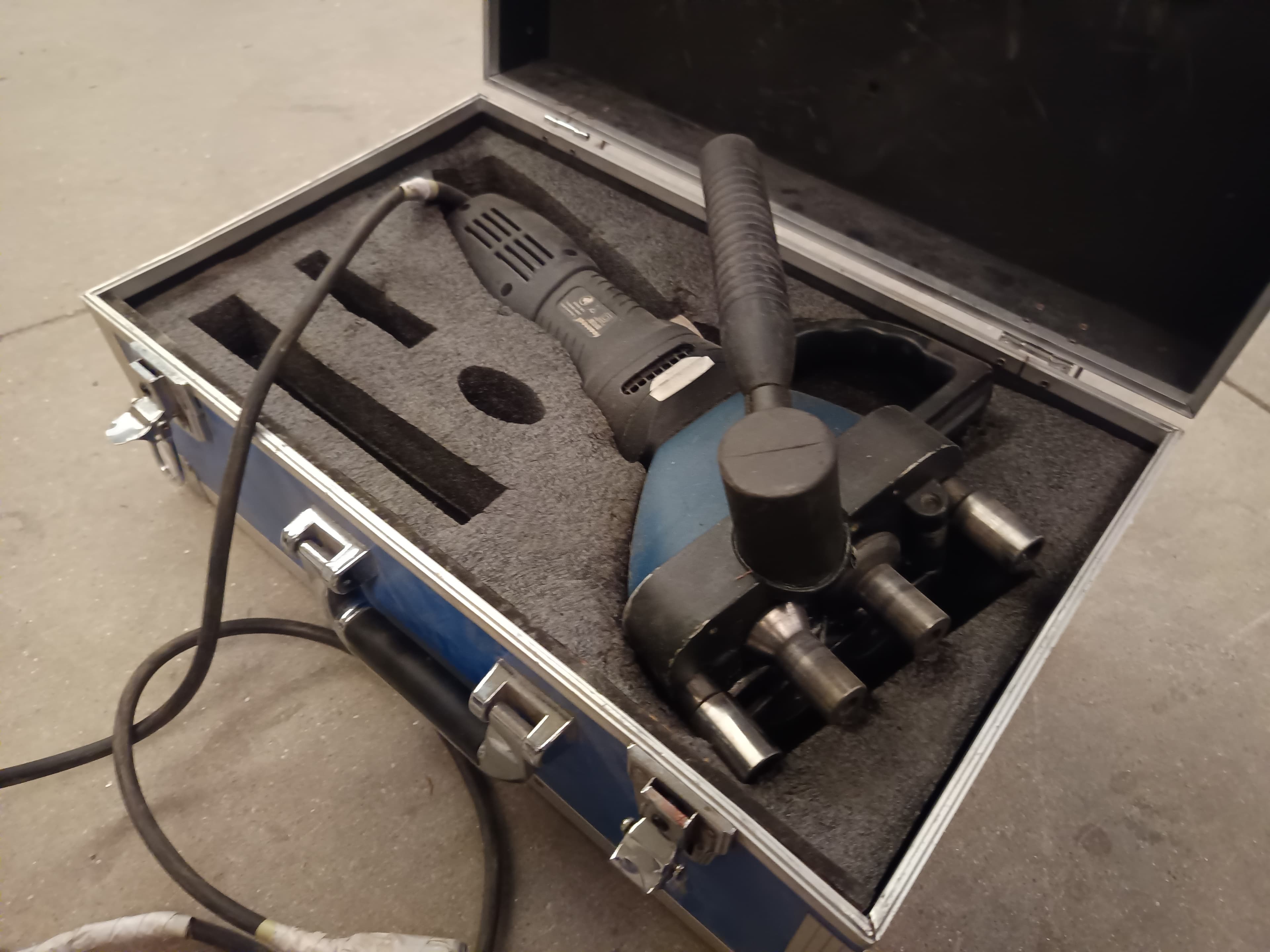 Máquina de Fechamento de Costura — imagen 1