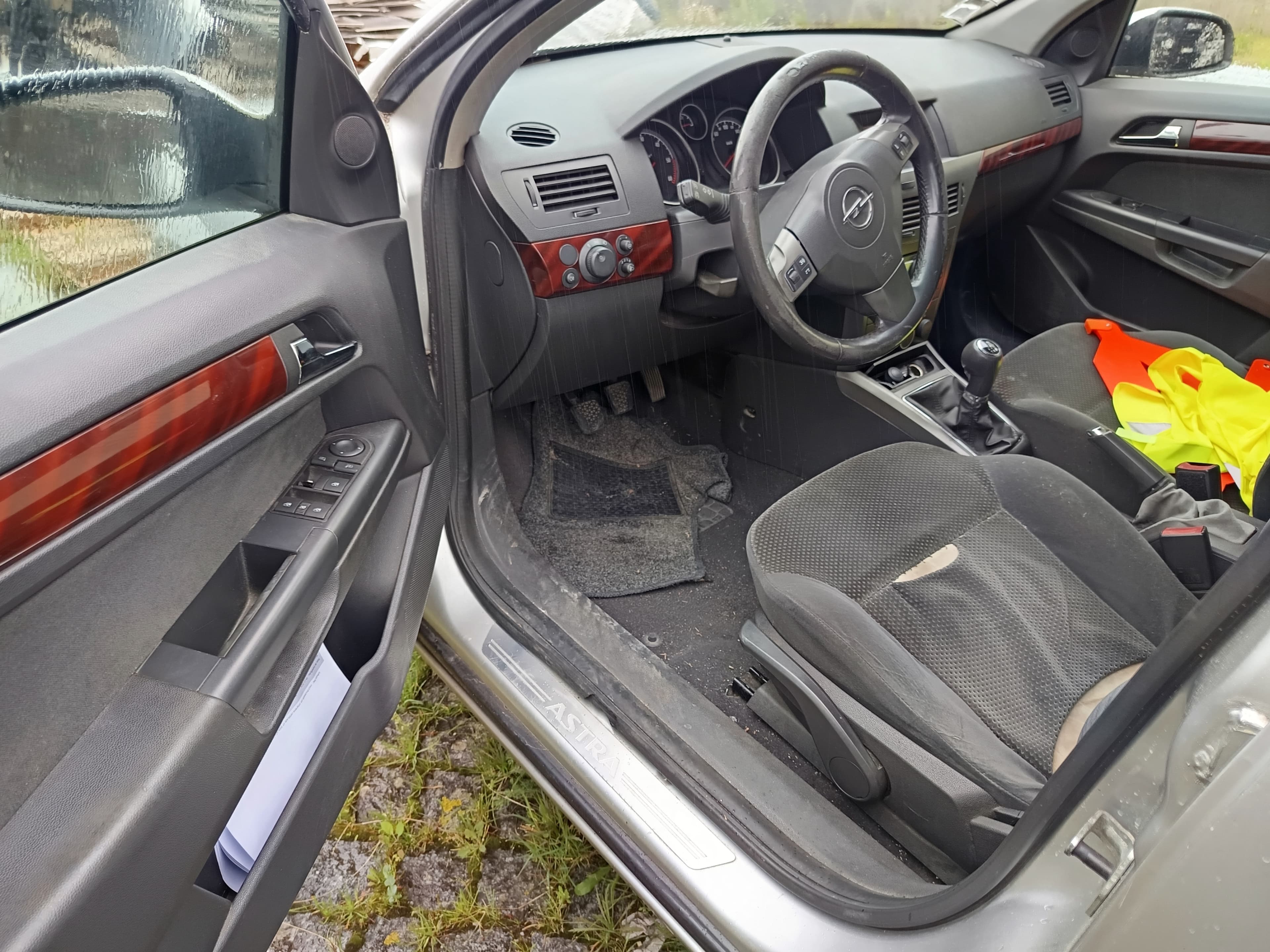 Opel A-H/SW · Ano 2005 — imagem 12
