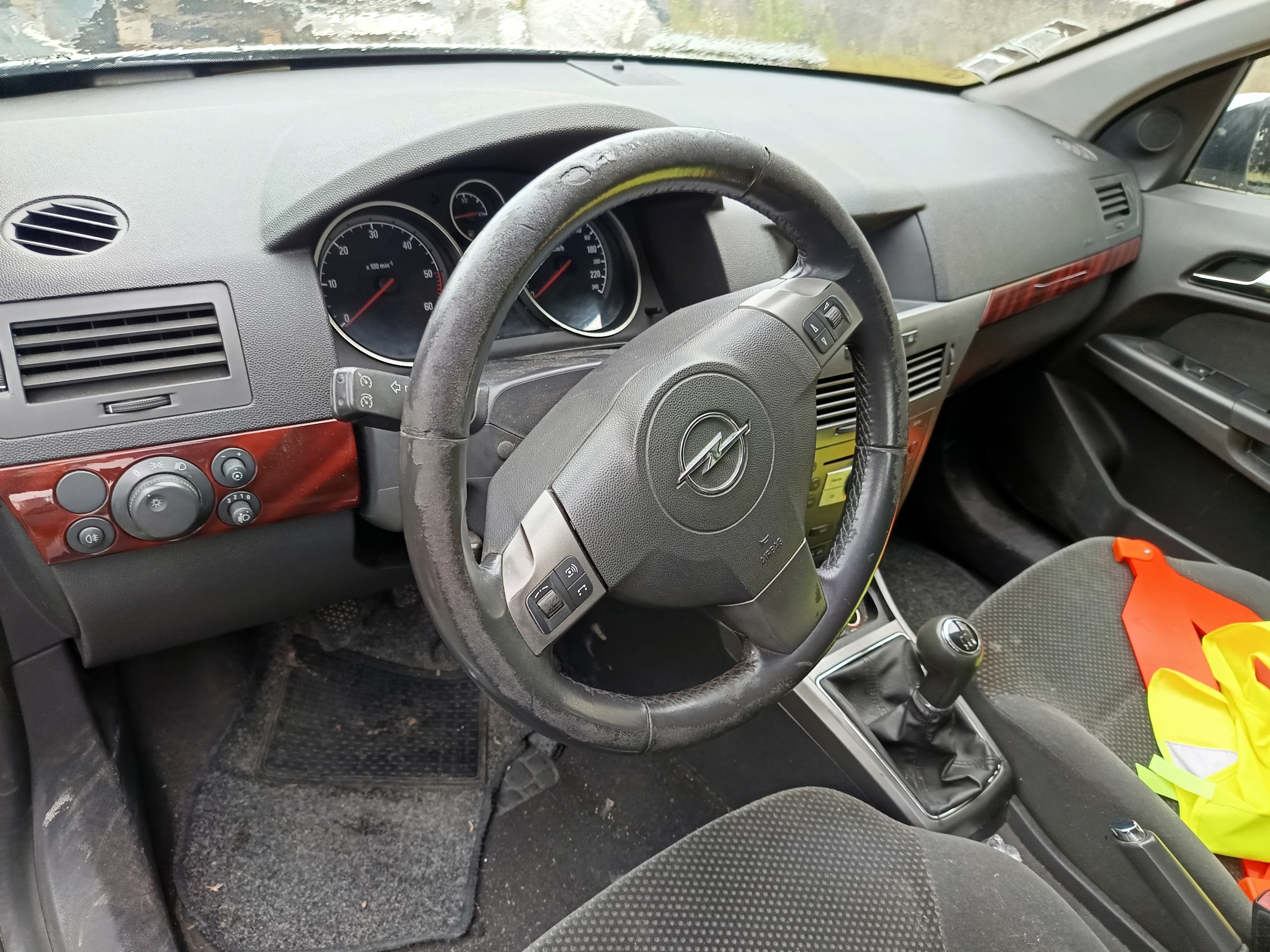 Opel A-H/SW · Ano 2005 — imagem 16