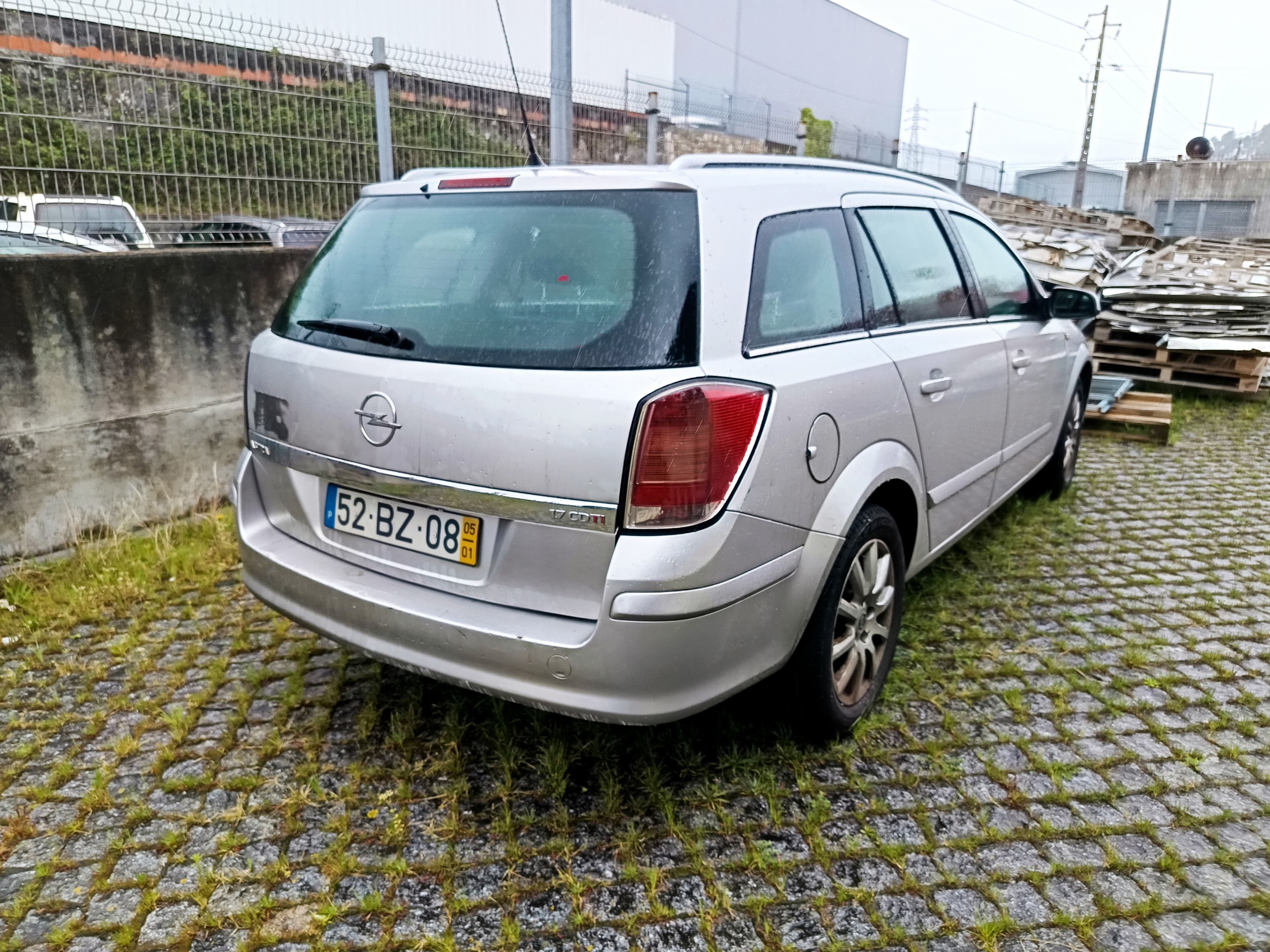 Opel A-H/SW · Ano 2005 — imagem 4