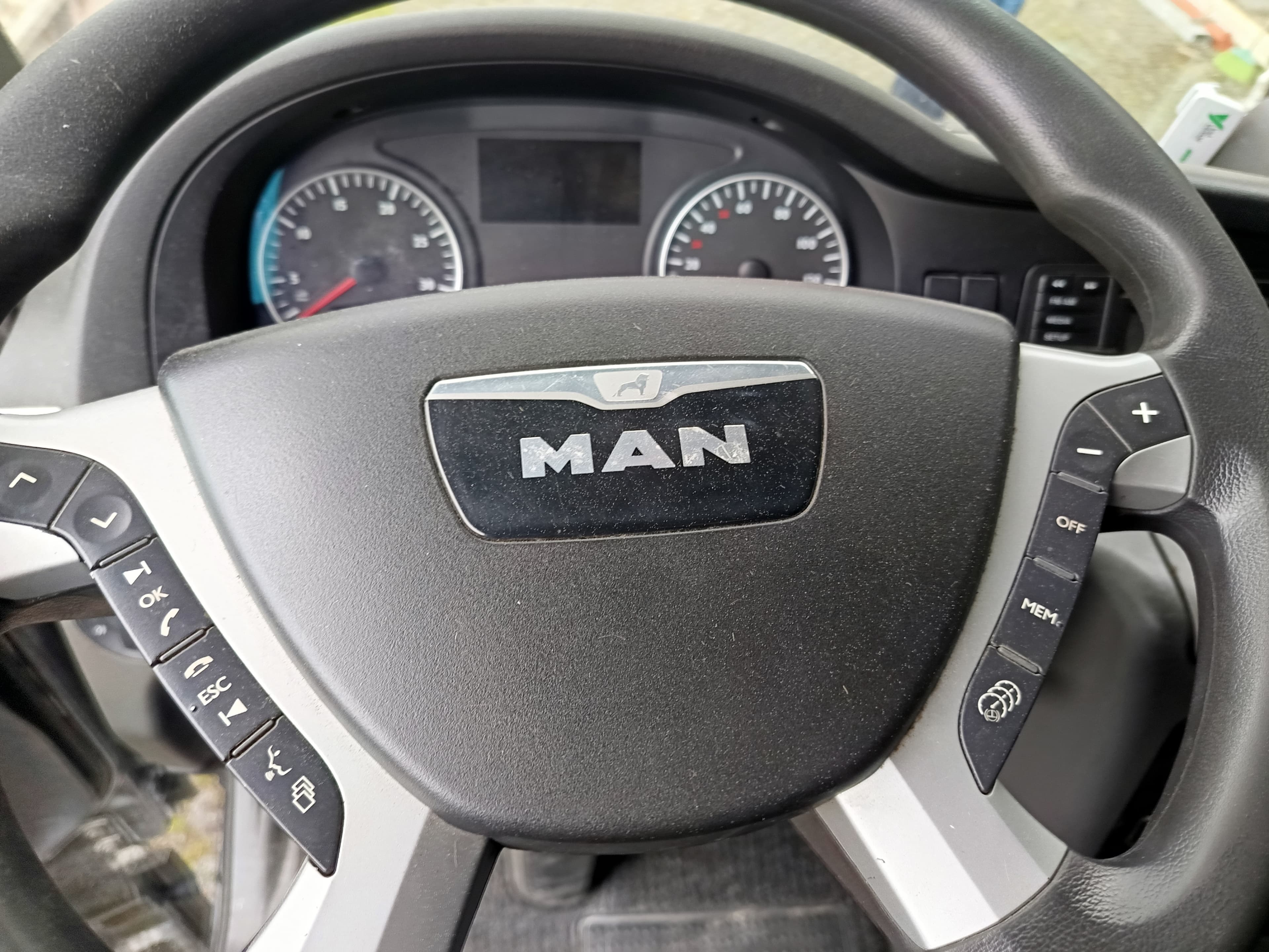 MAN L 2007 46 001 · Ano 2015 — image 22