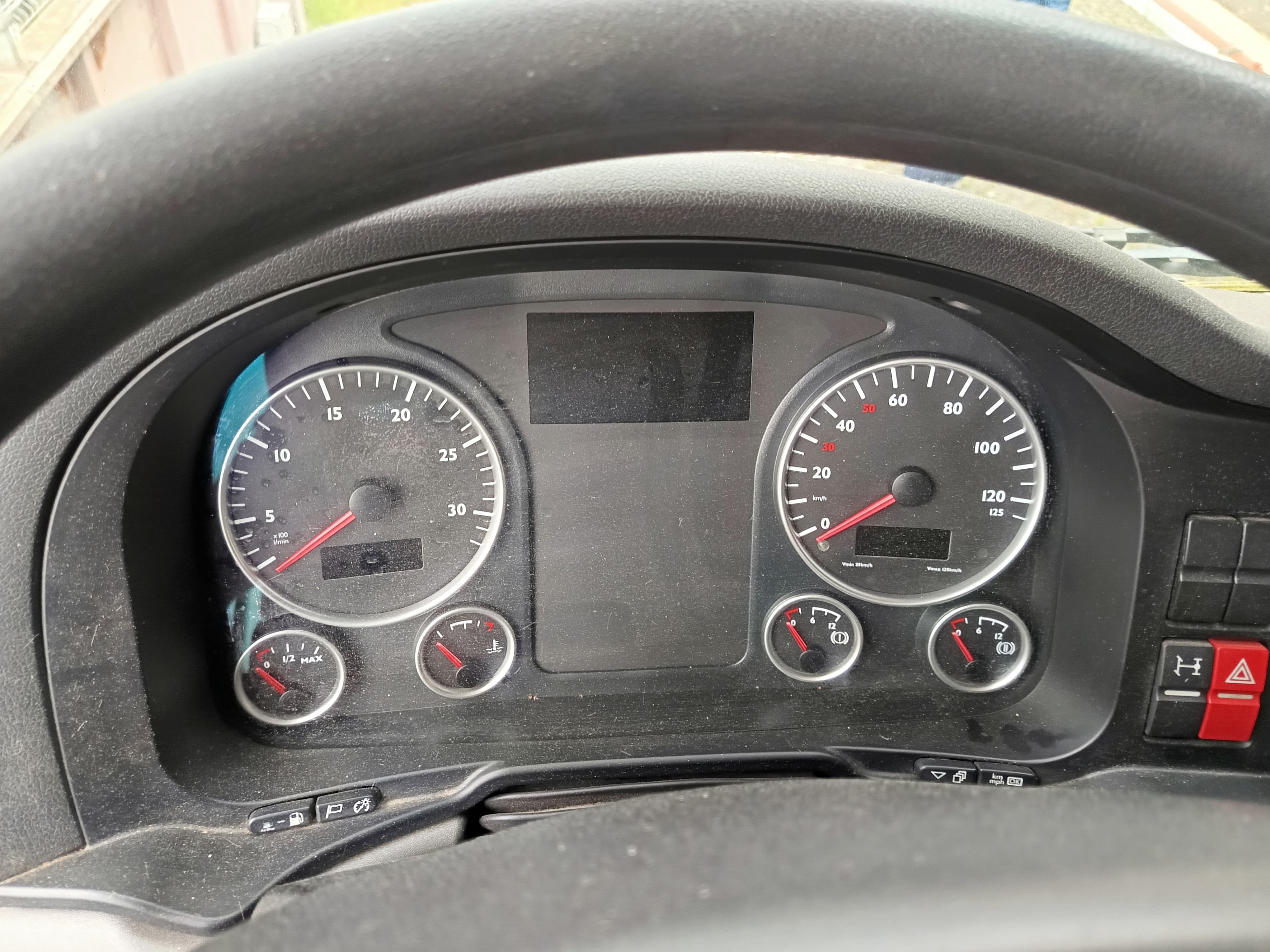 MAN L 2007 46 001 · Ano 2015 — image 23