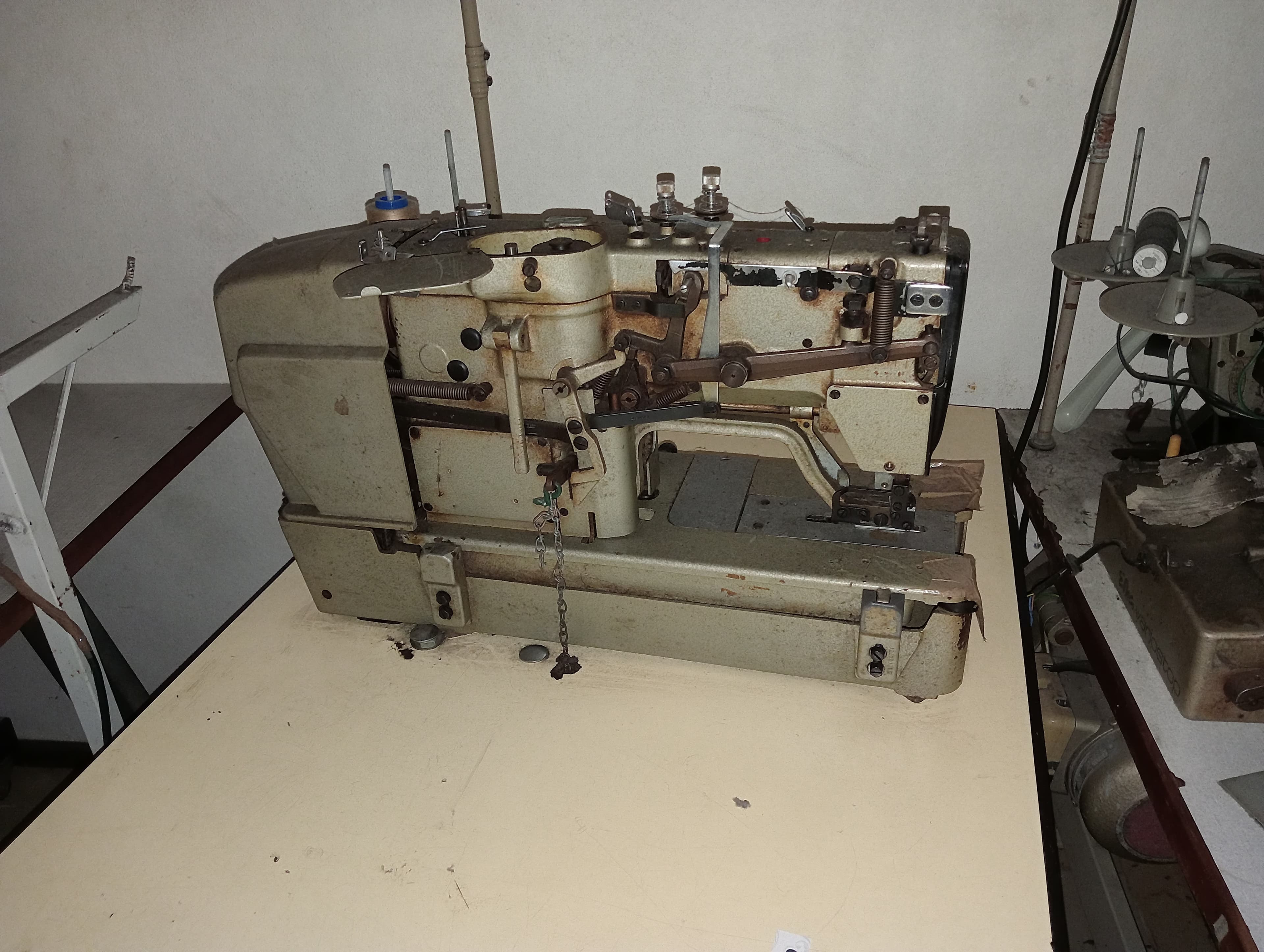 Equipamentos para a Indústria Têxtil — image 124