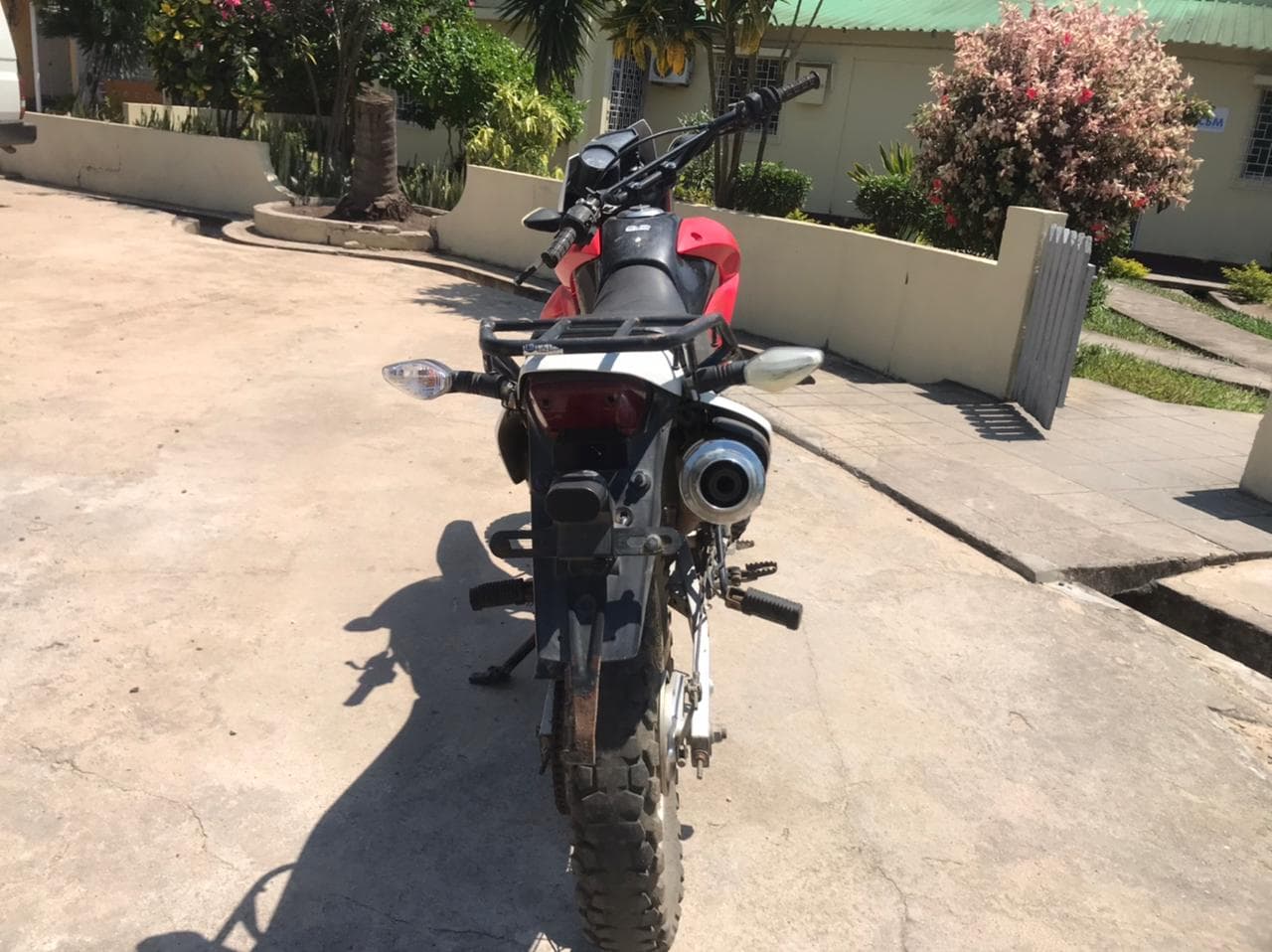 Motorizada - Honda/XL 125L — imagen 2