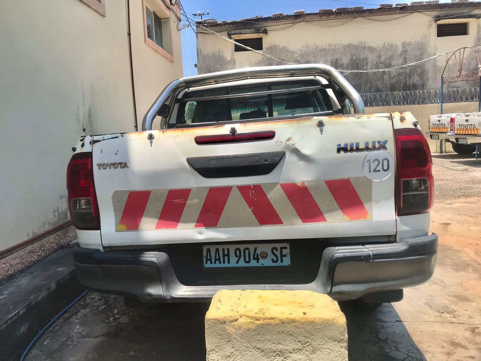 Toyota/Hilux 4x4 - Manual — imagem 3