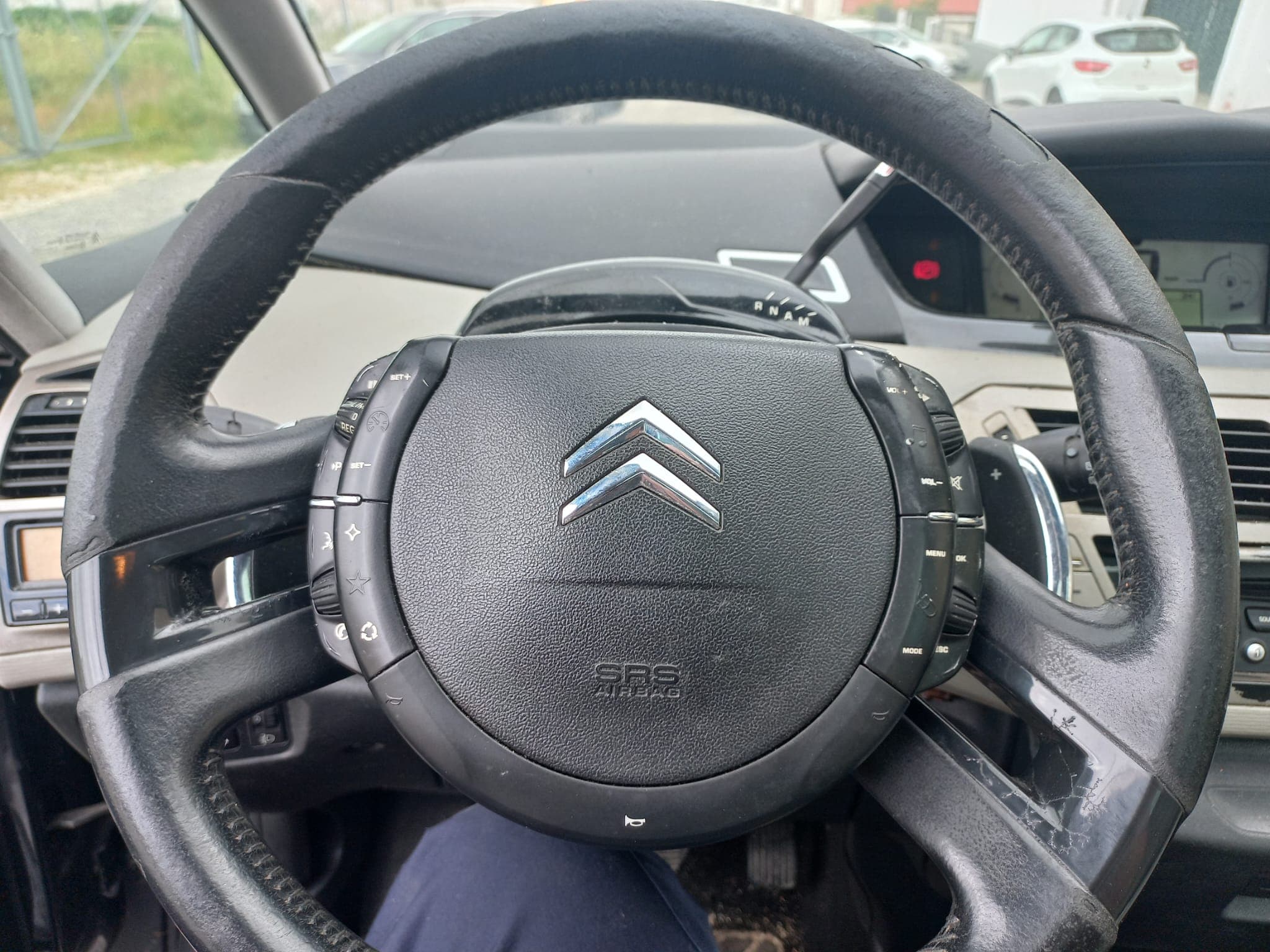 Citroën Grand C4 Picasso · Ano 2007 — imagem 25