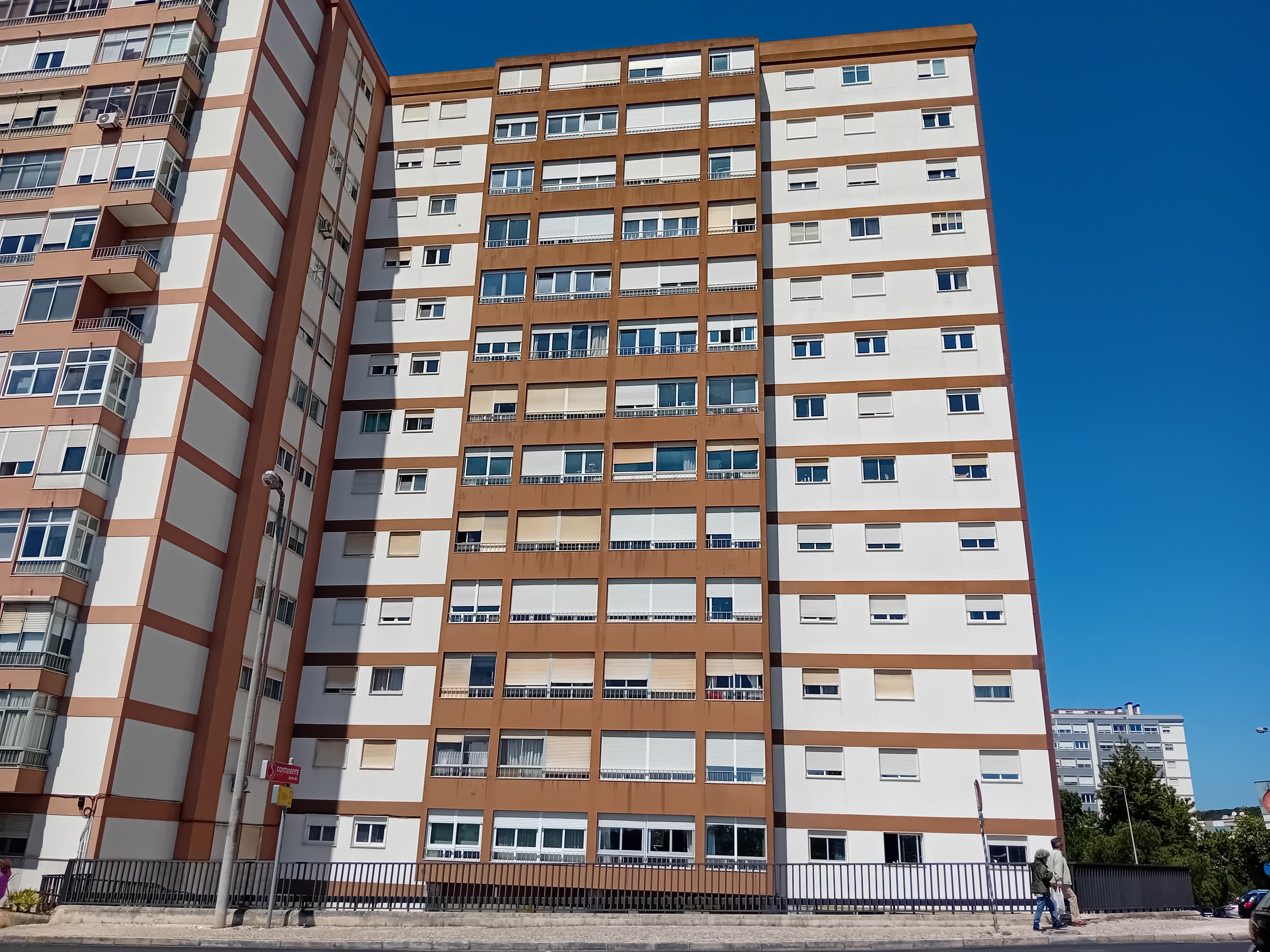 Apartamento T3 + Garagem · Oeiras — imagem 2