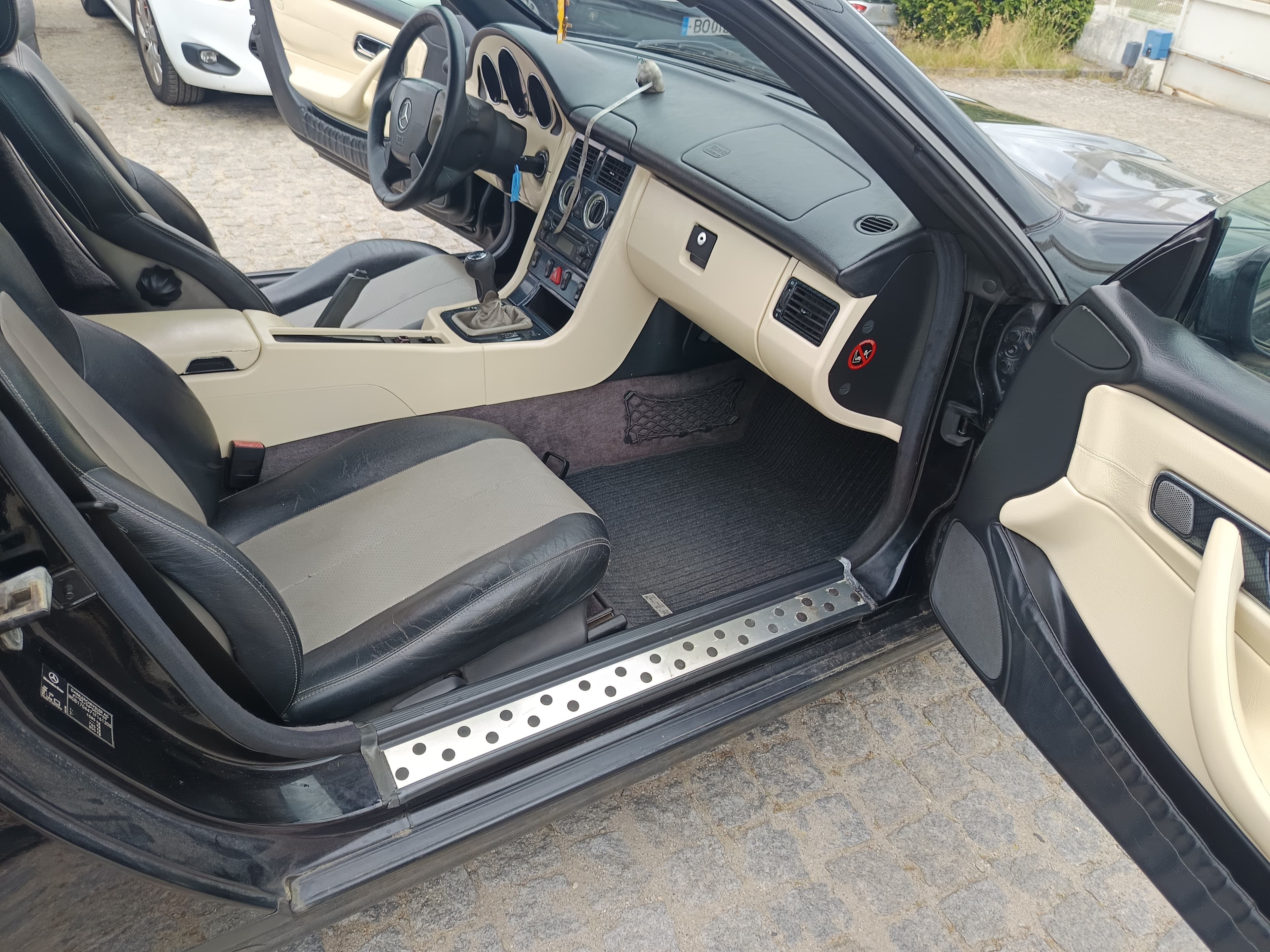 Mercedes SLK 230 Compressor · Ano 1999 — imagem 23