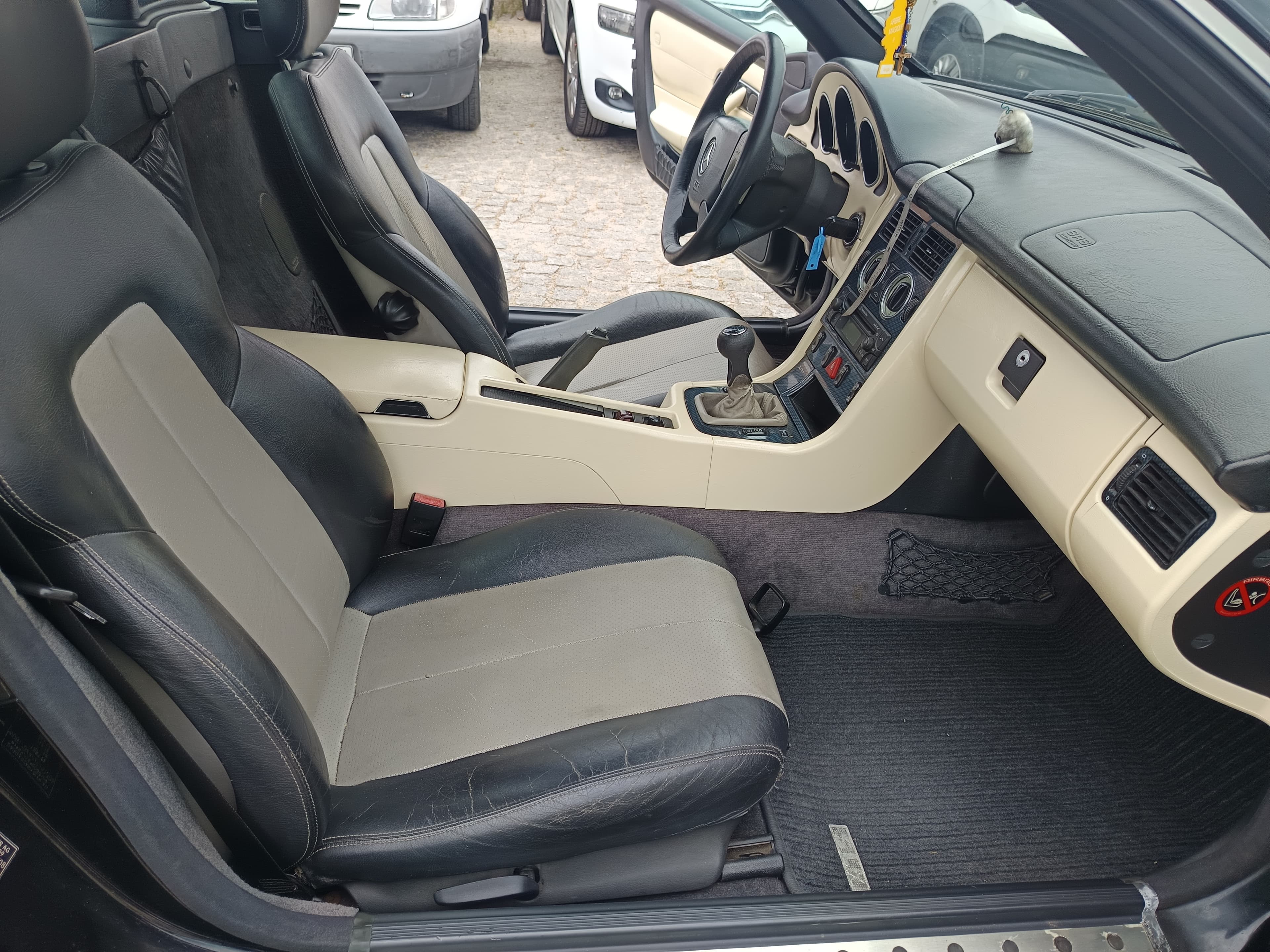 Mercedes SLK 230 Compressor · Ano 1999 — imagem 25