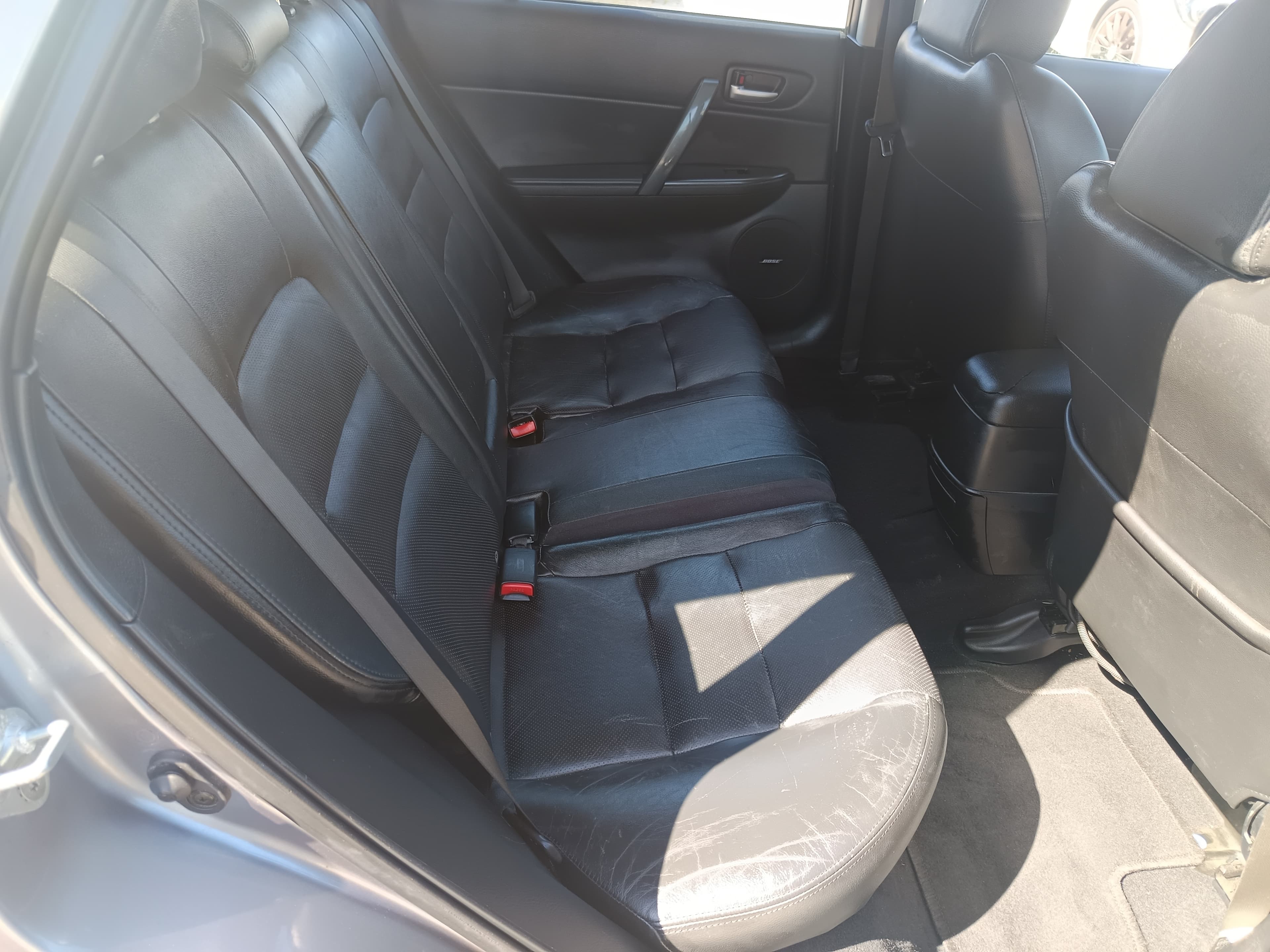 Mazda 6 · Ano 2006 — imagem 22