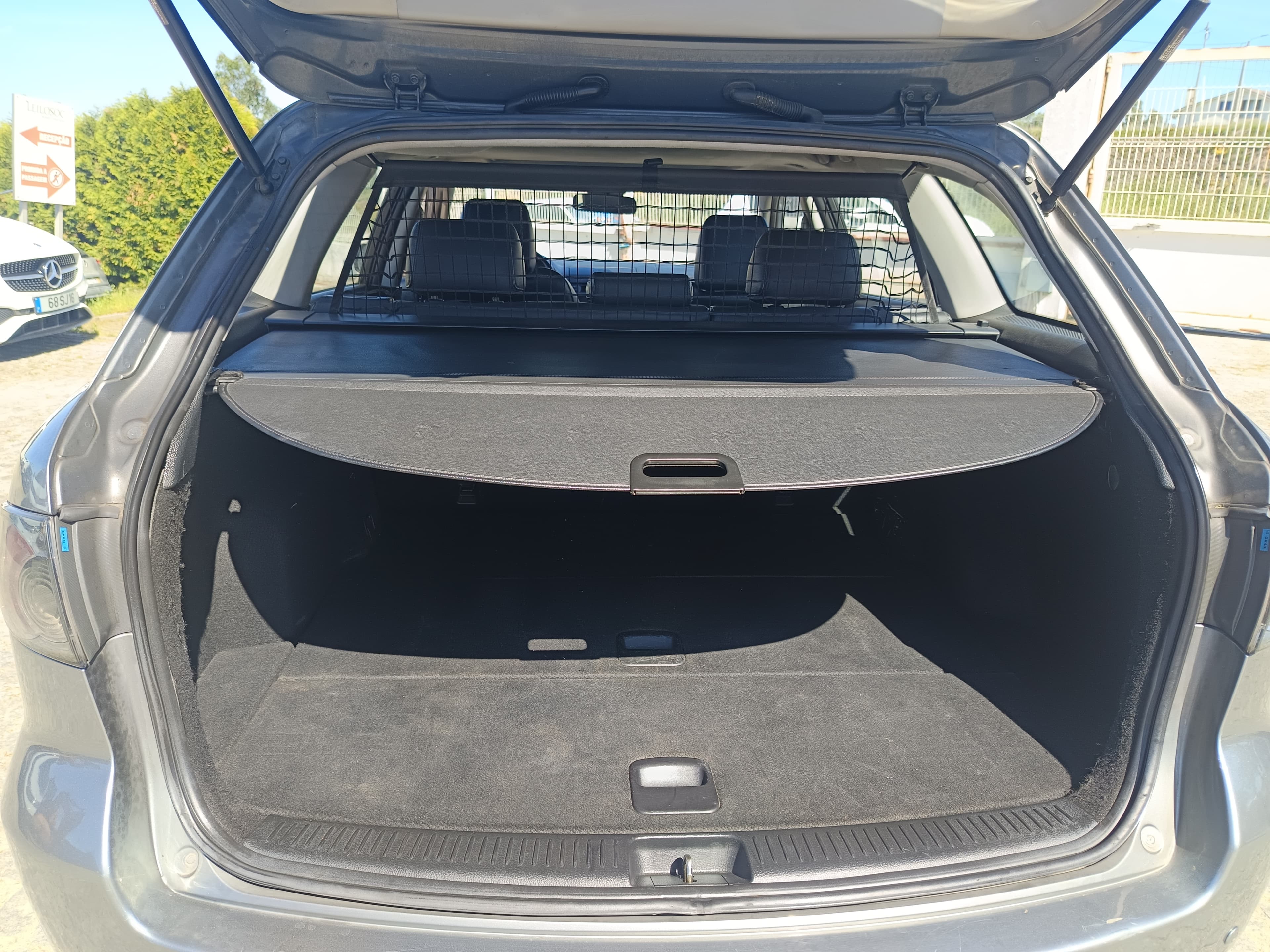 Mazda 6 · Ano 2006 — imagem 28