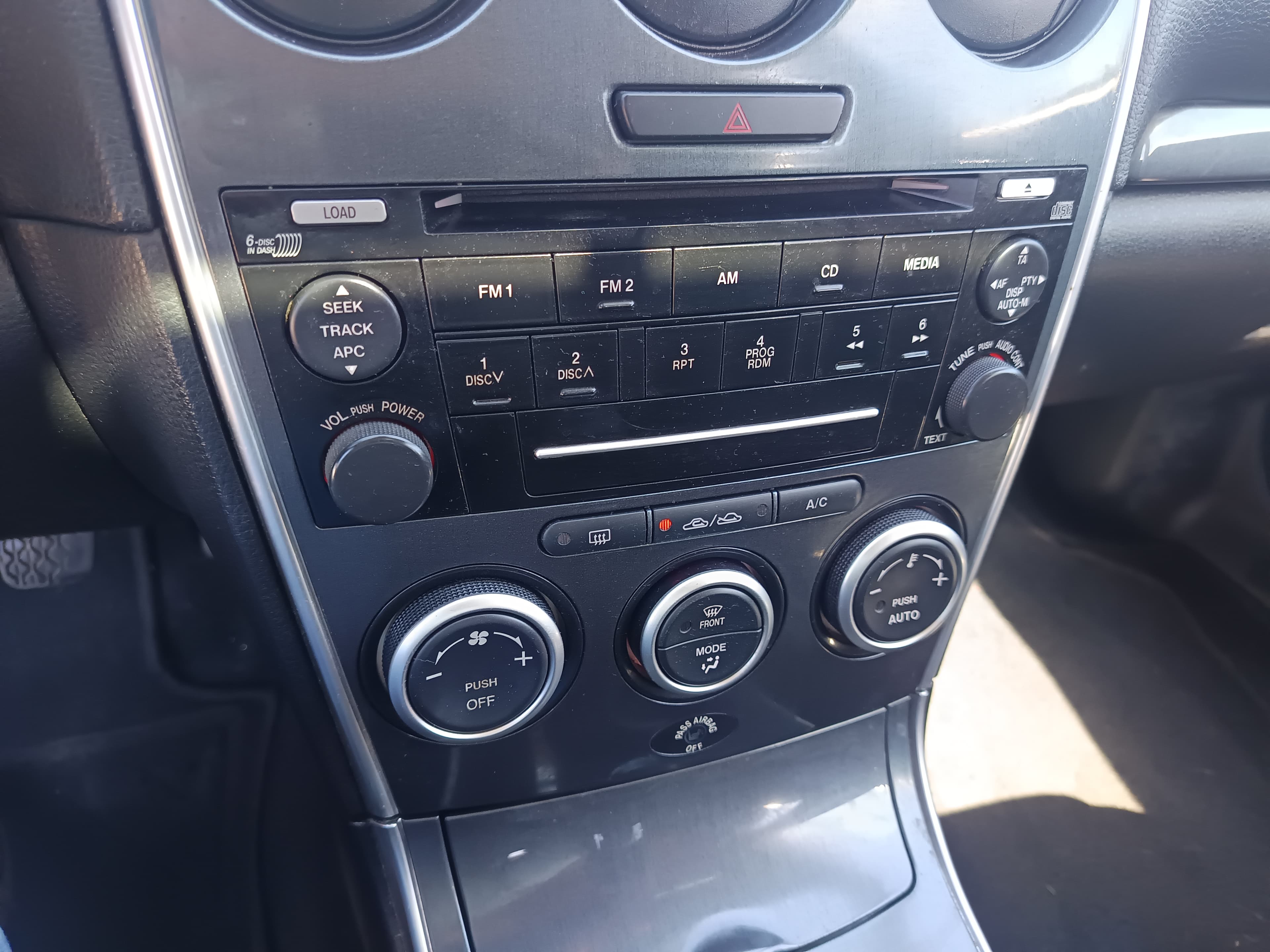 Mazda 6 · Ano 2006 — imagem 37