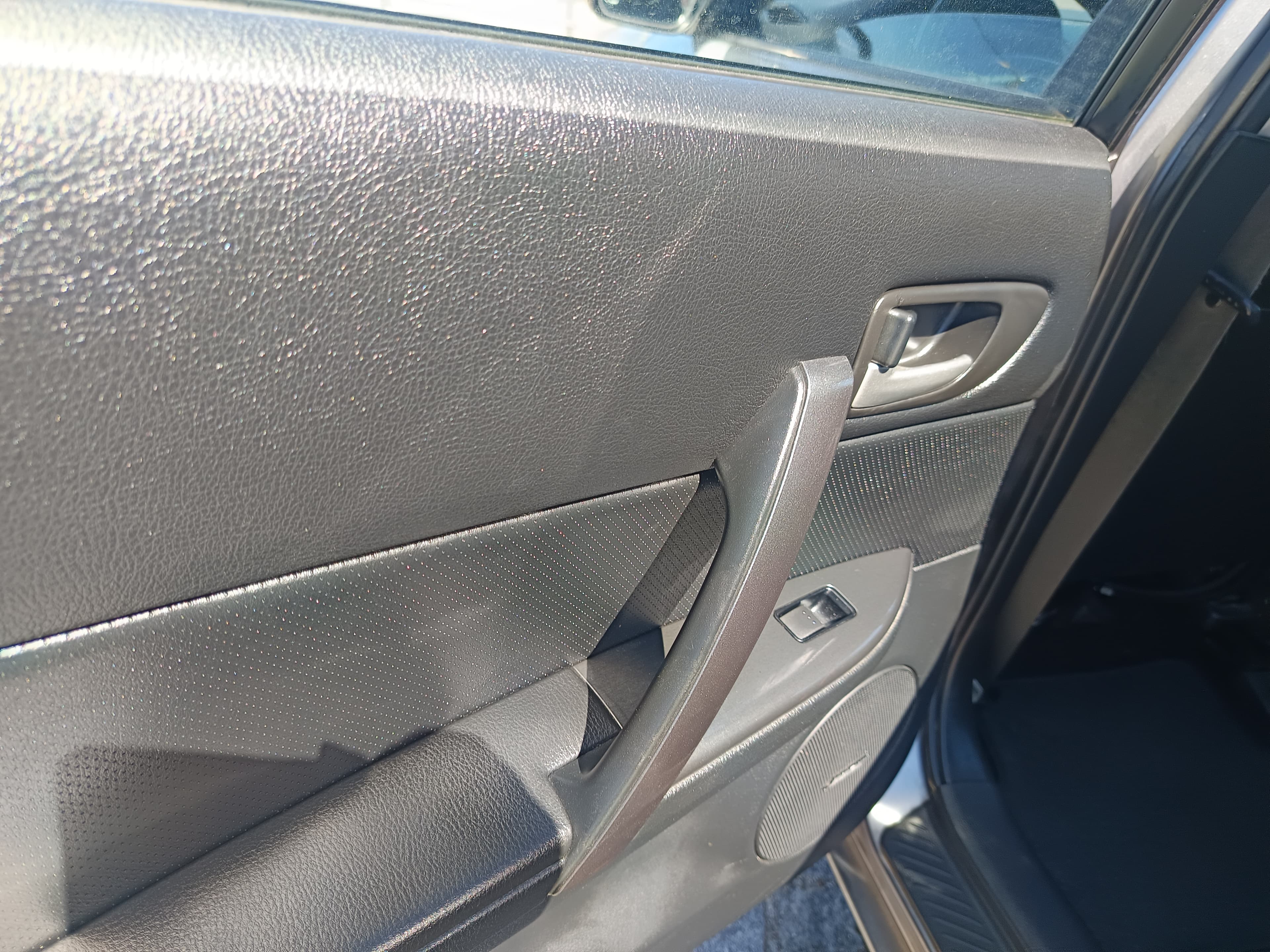 Mazda 6 · Ano 2006 — imagem 27
