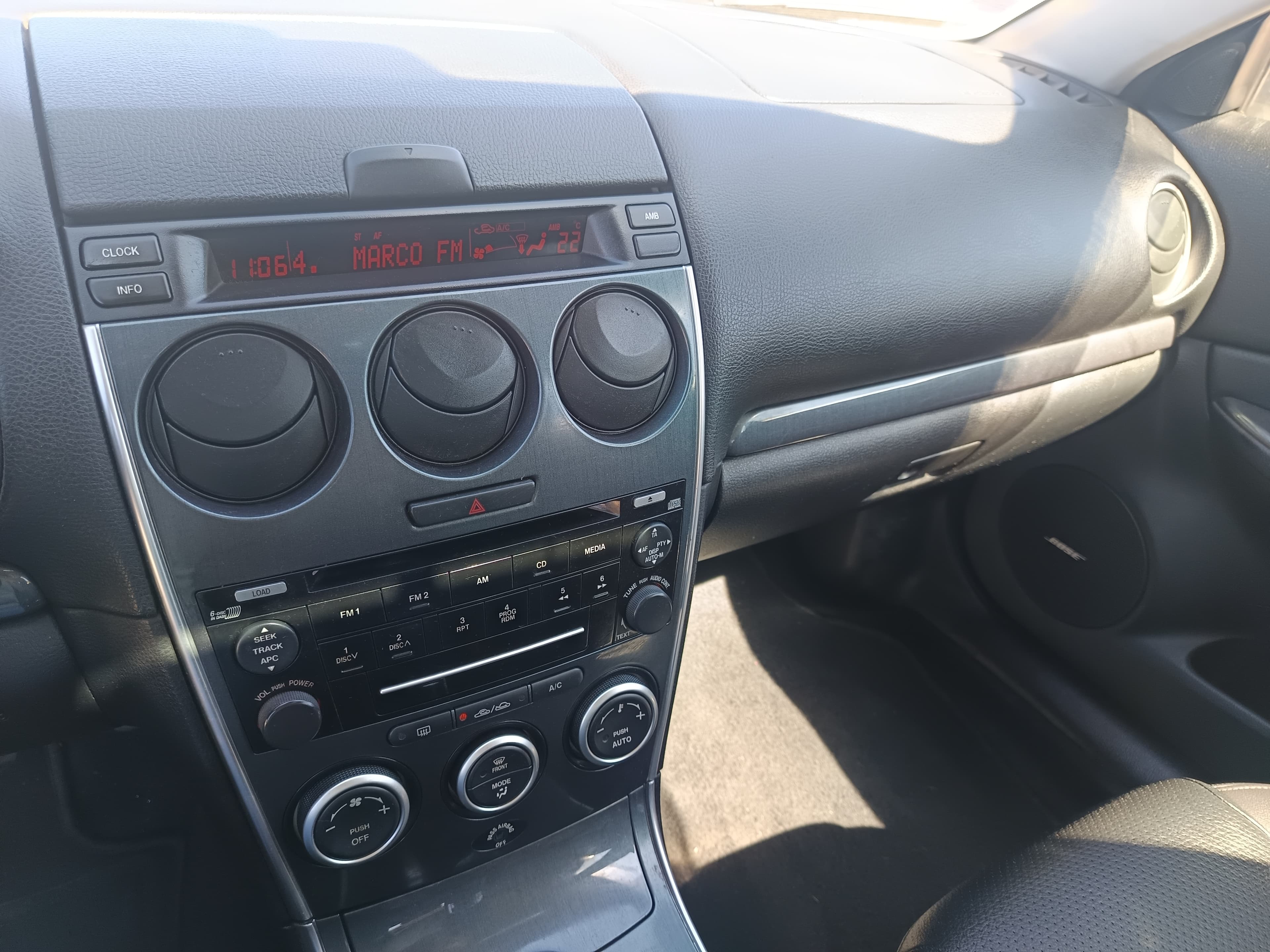 Mazda 6 · Ano 2006 — imagem 36