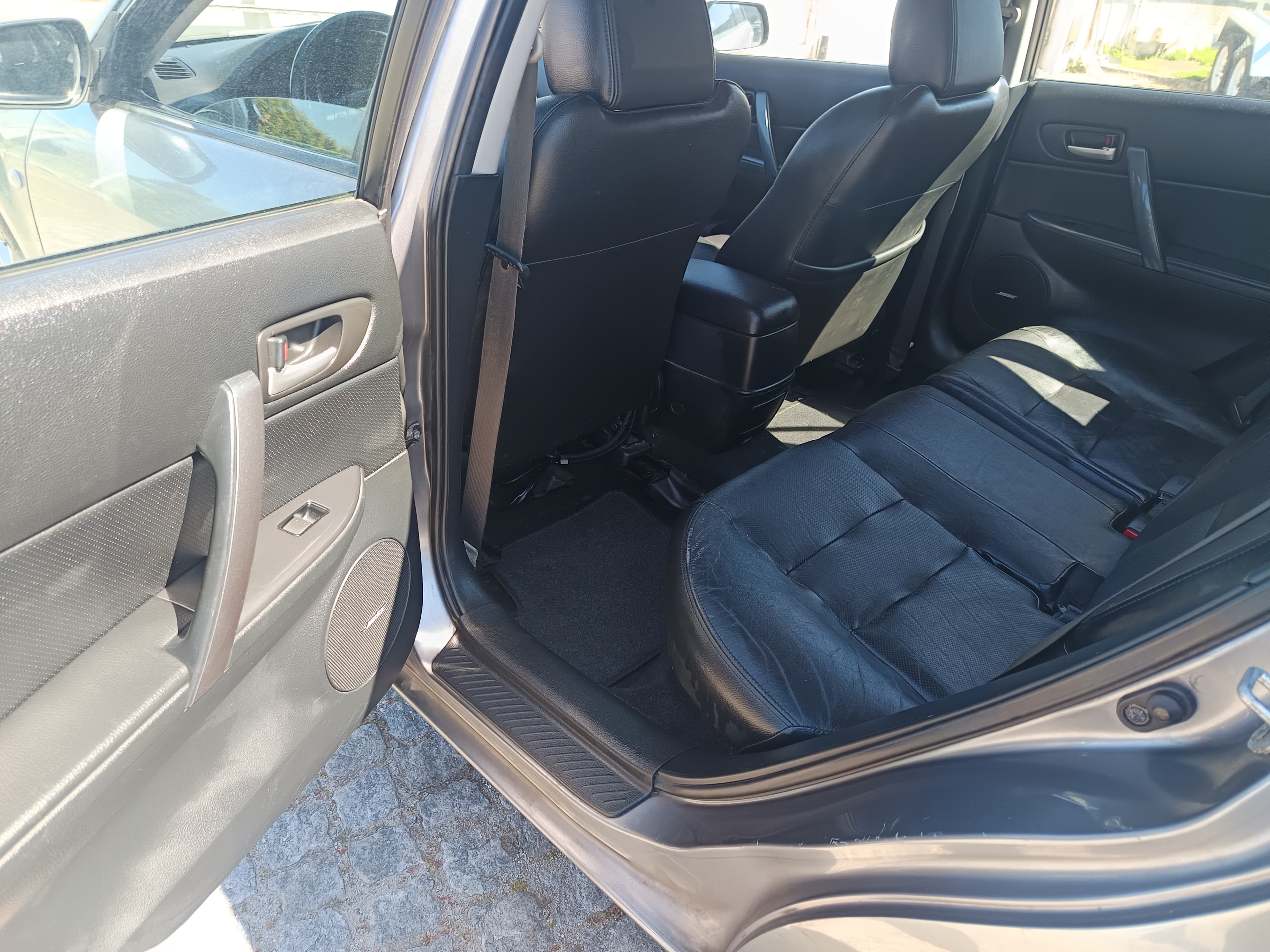 Mazda 6 · Ano 2006 — imagem 26