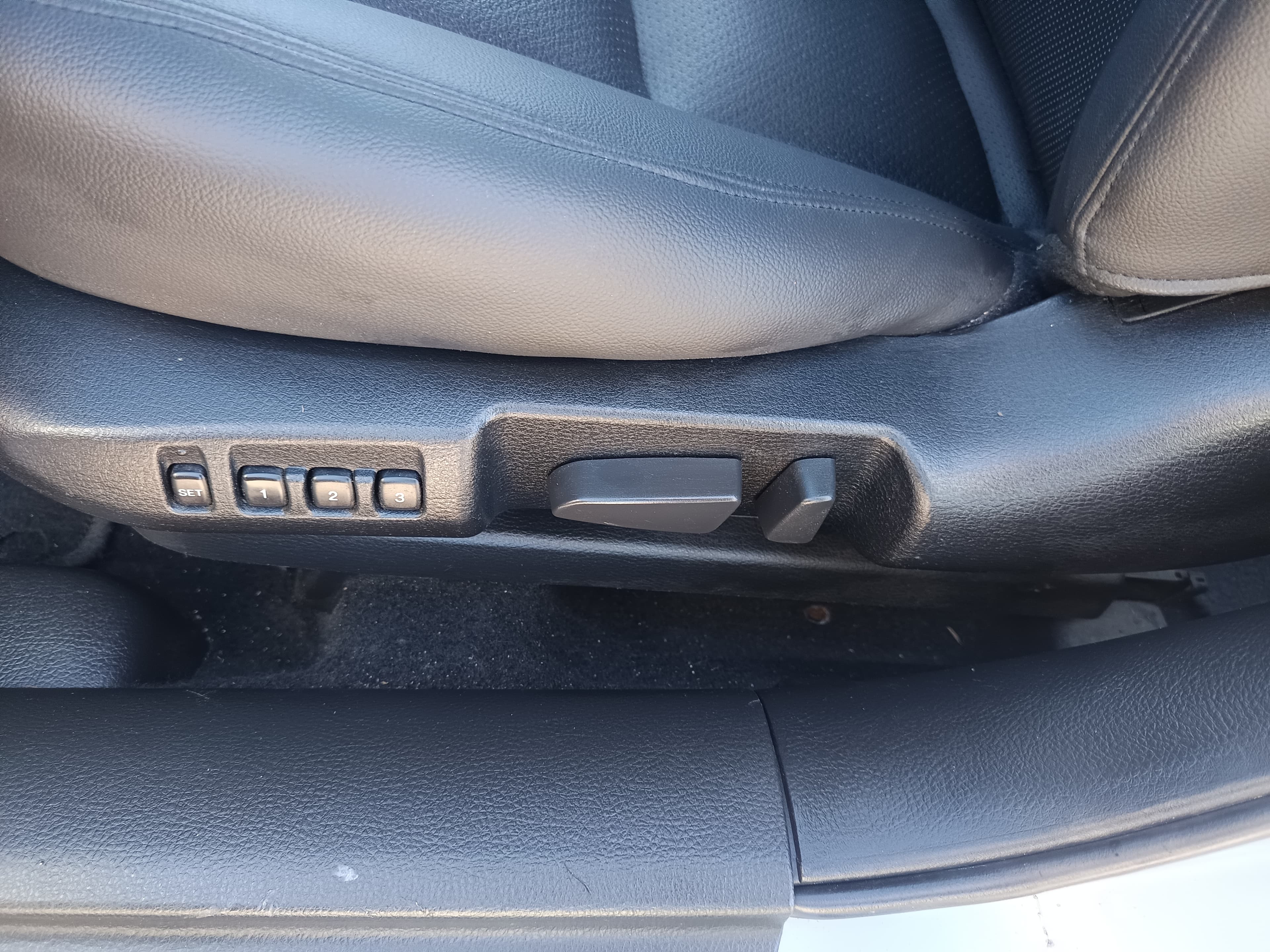 Mazda 6 · Ano 2006 — imagem 32