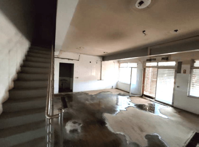 COMMERCIAL SPACE - Vereda das Flores Condominium | Via Expresso — image 2