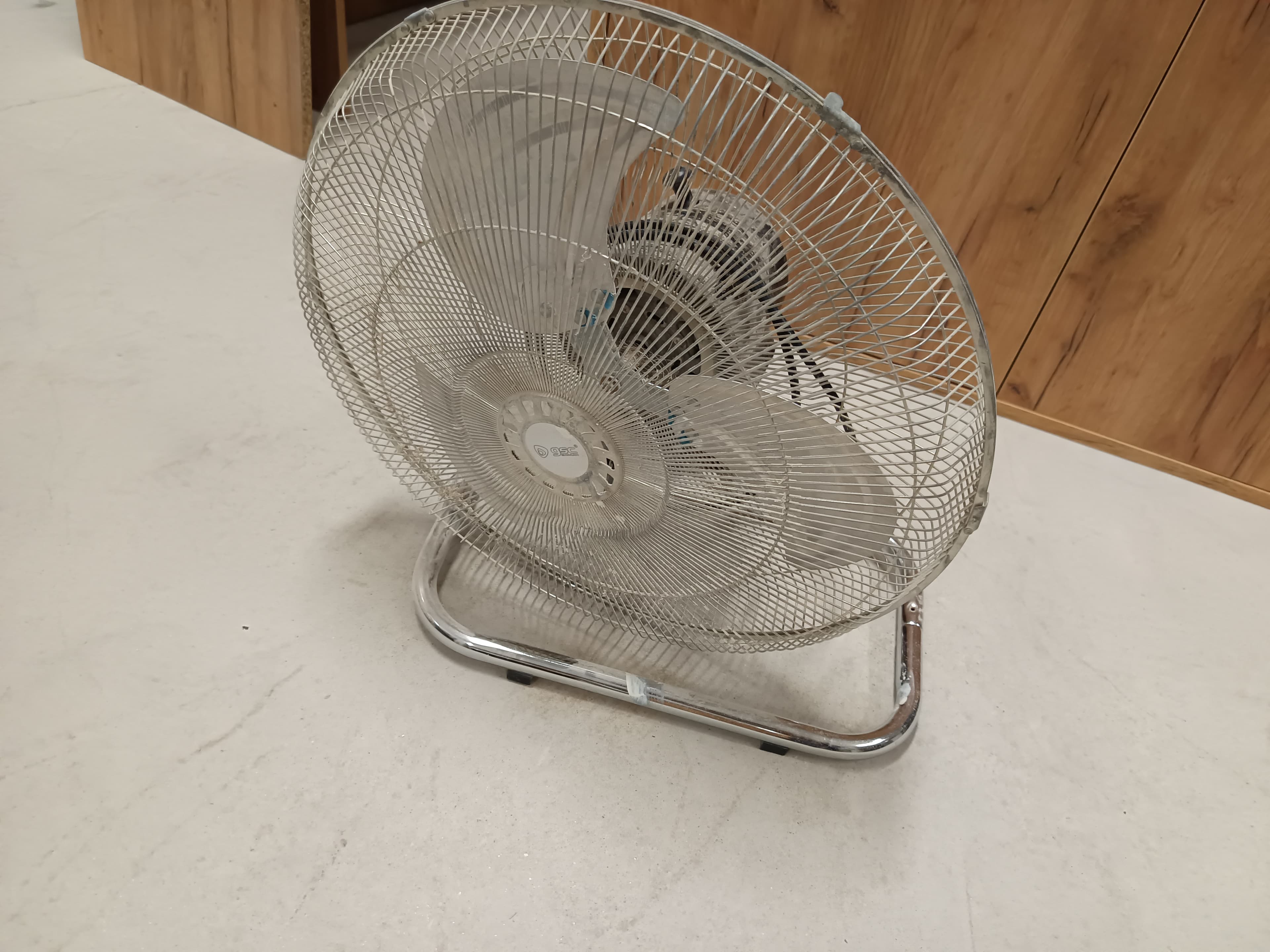 Mobiliário e Equipamentos — imagem 46
