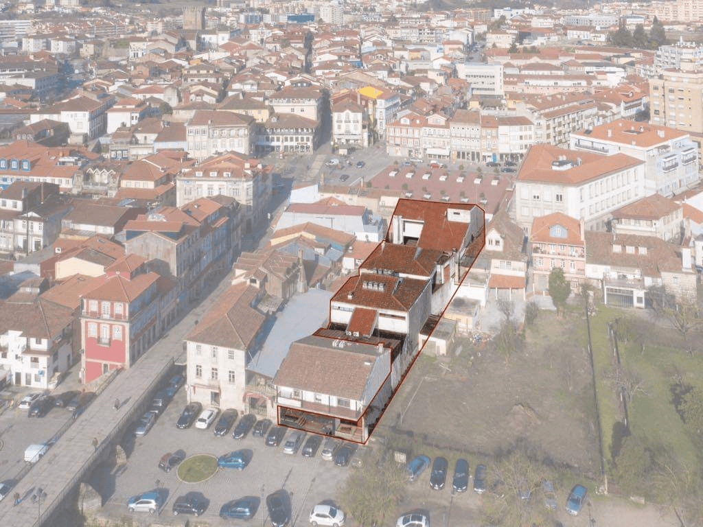 Edifício para Reabilitação · Chaves — image 13