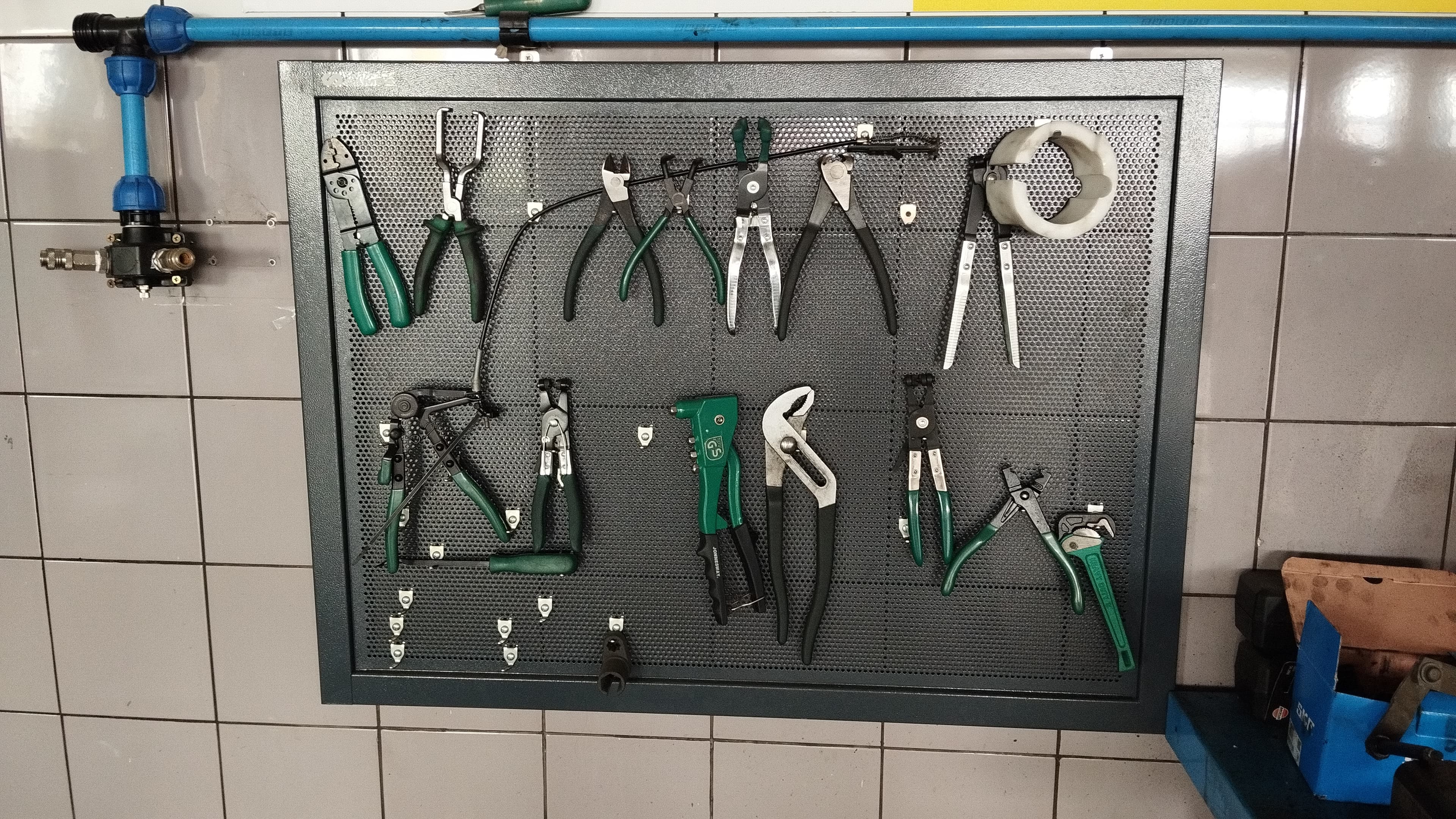 Equipamentos para a Manutenção e Reparação de Veículos — imagem 24