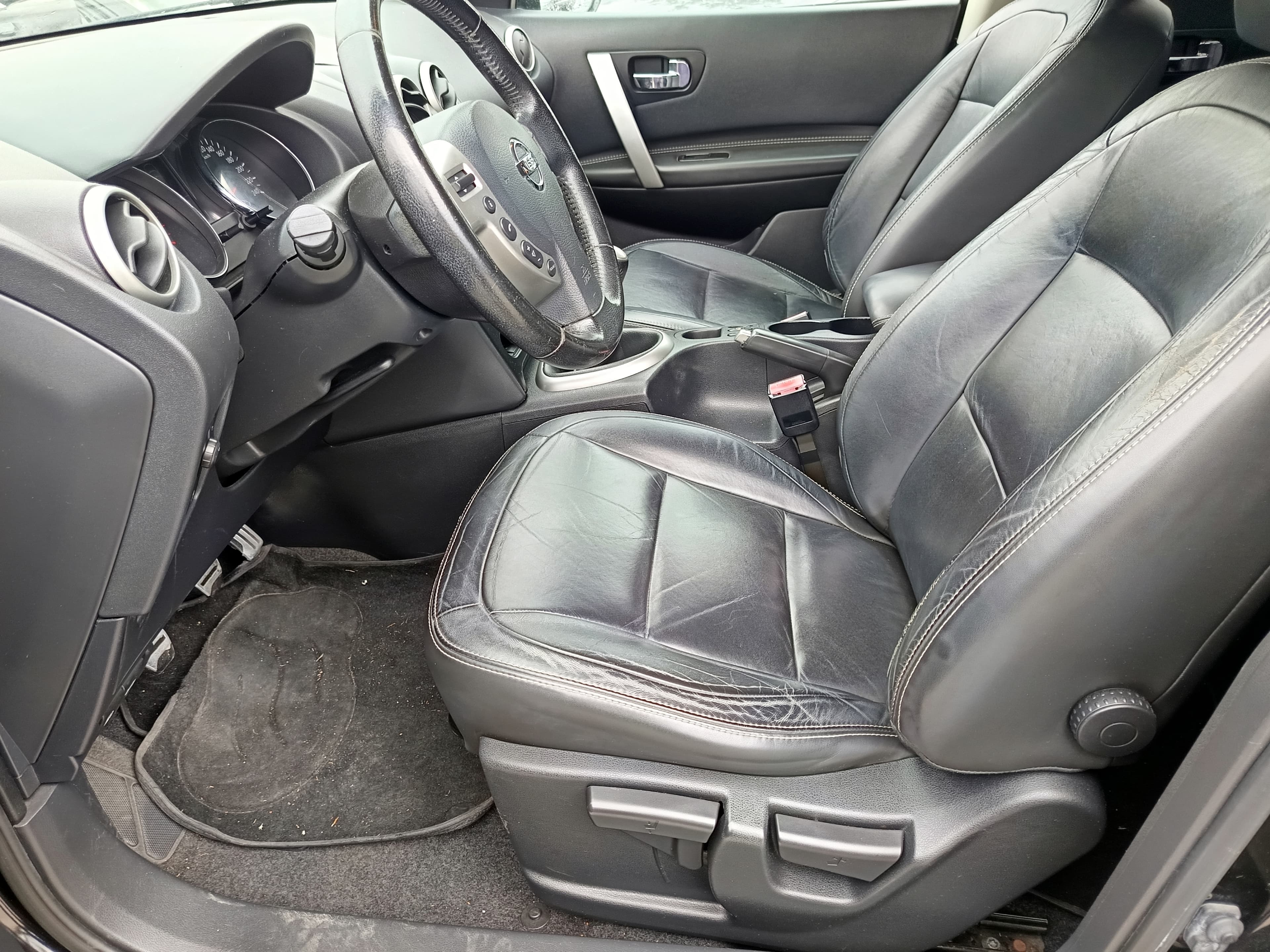 Nissan Qashqai · Ano 2010 — image 30