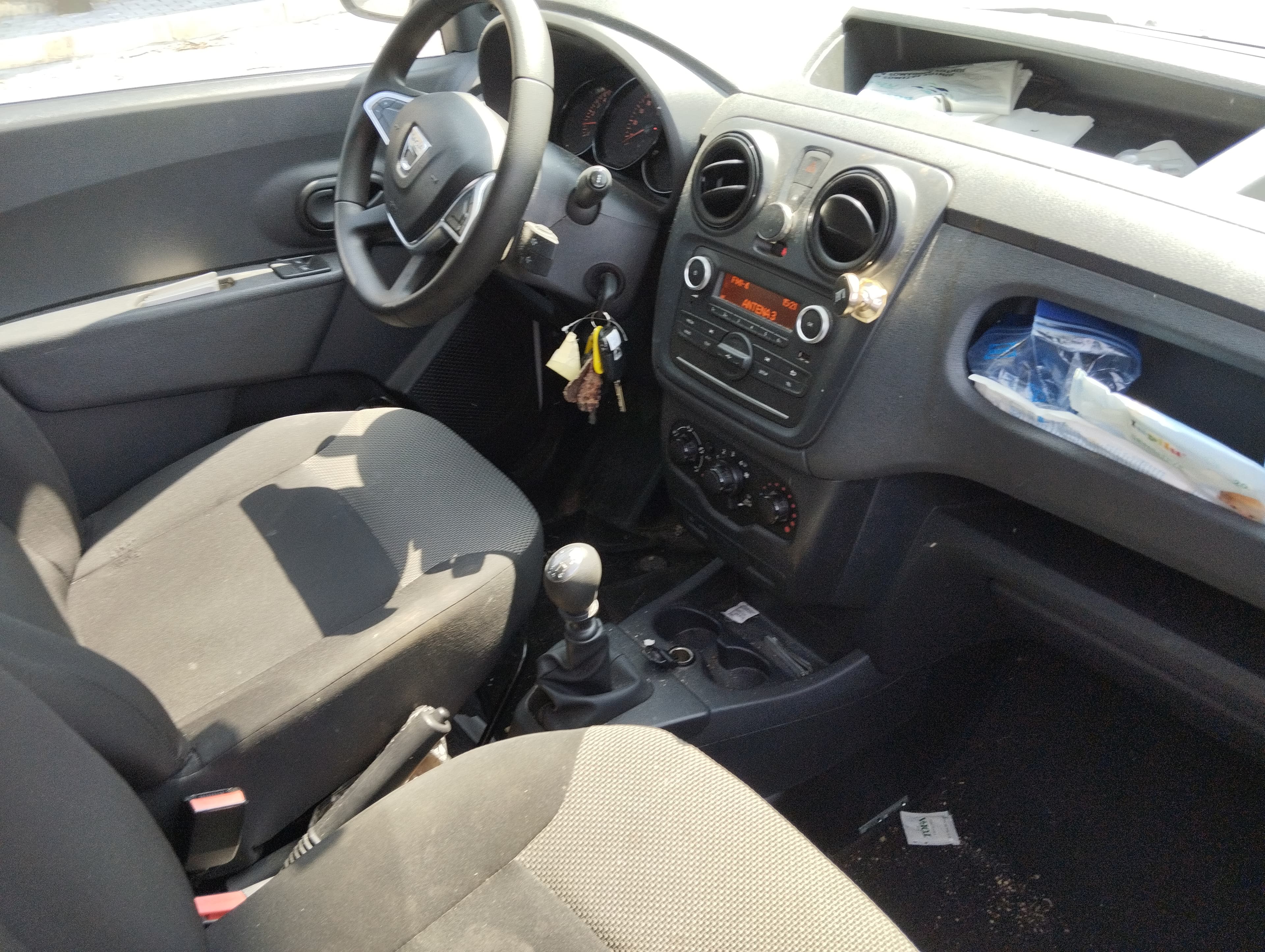Dacia Dokker 1.5 · Ano 2021 — imagem 12
