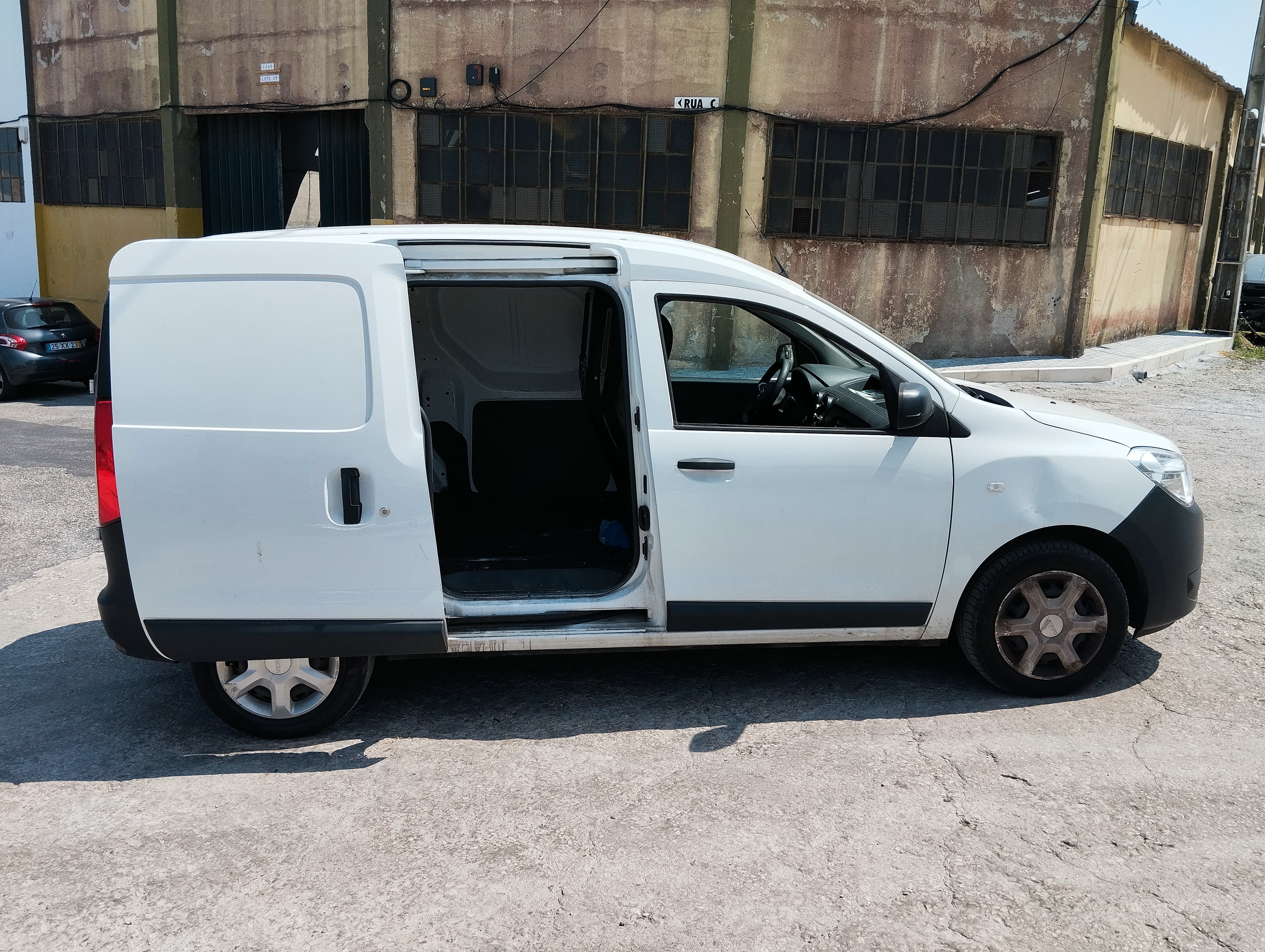 Dacia Dokker 1.5 · Ano 2021 — imagem 11