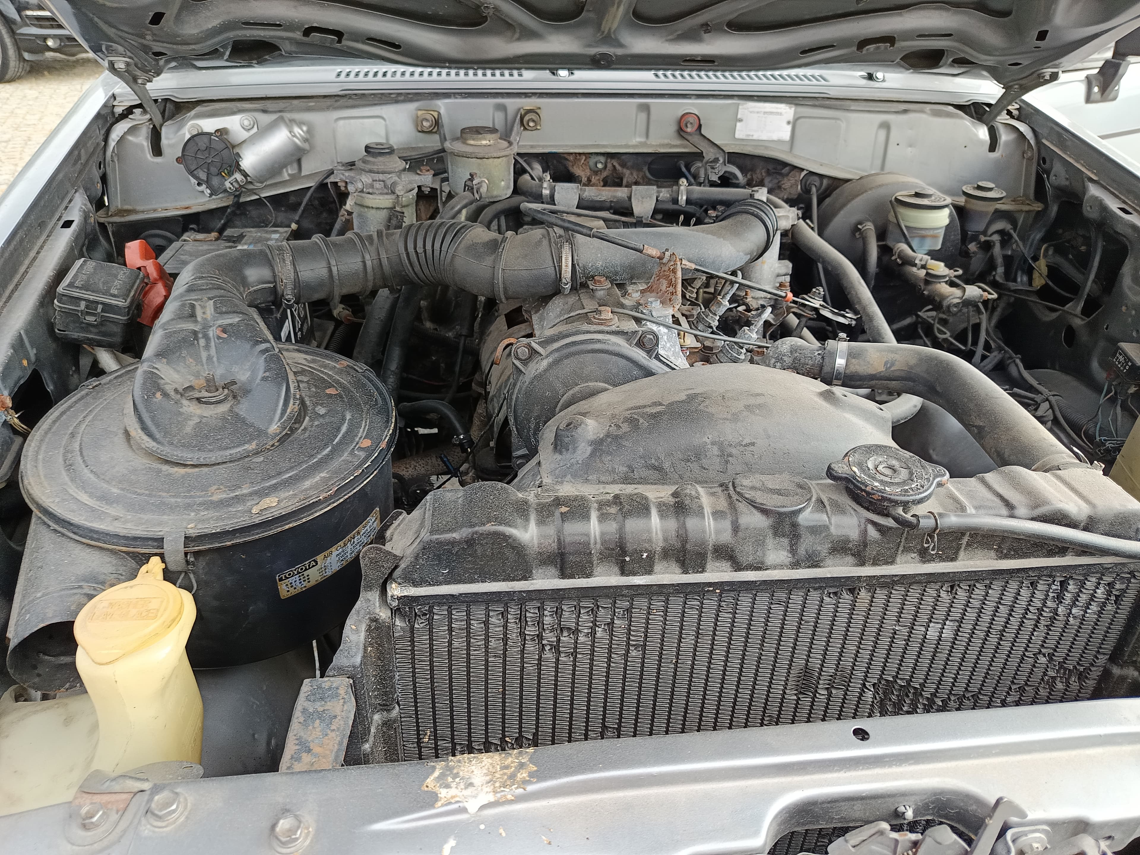Toyota Land Cruiser 250 Turbo Diesel · Ano 1990 — image 30