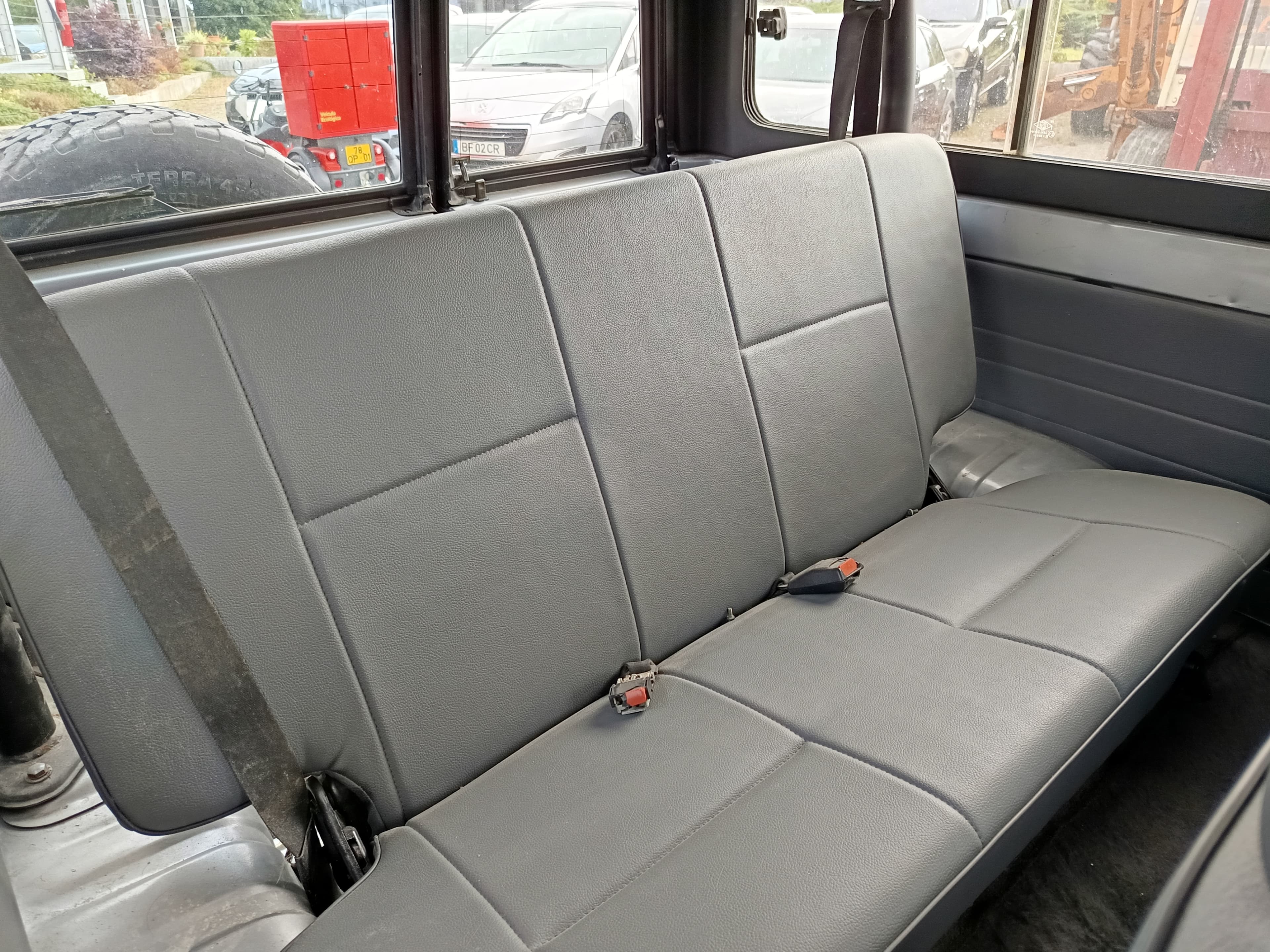 Toyota Land Cruiser 250 Turbo Diesel · Ano 1990 — image 17