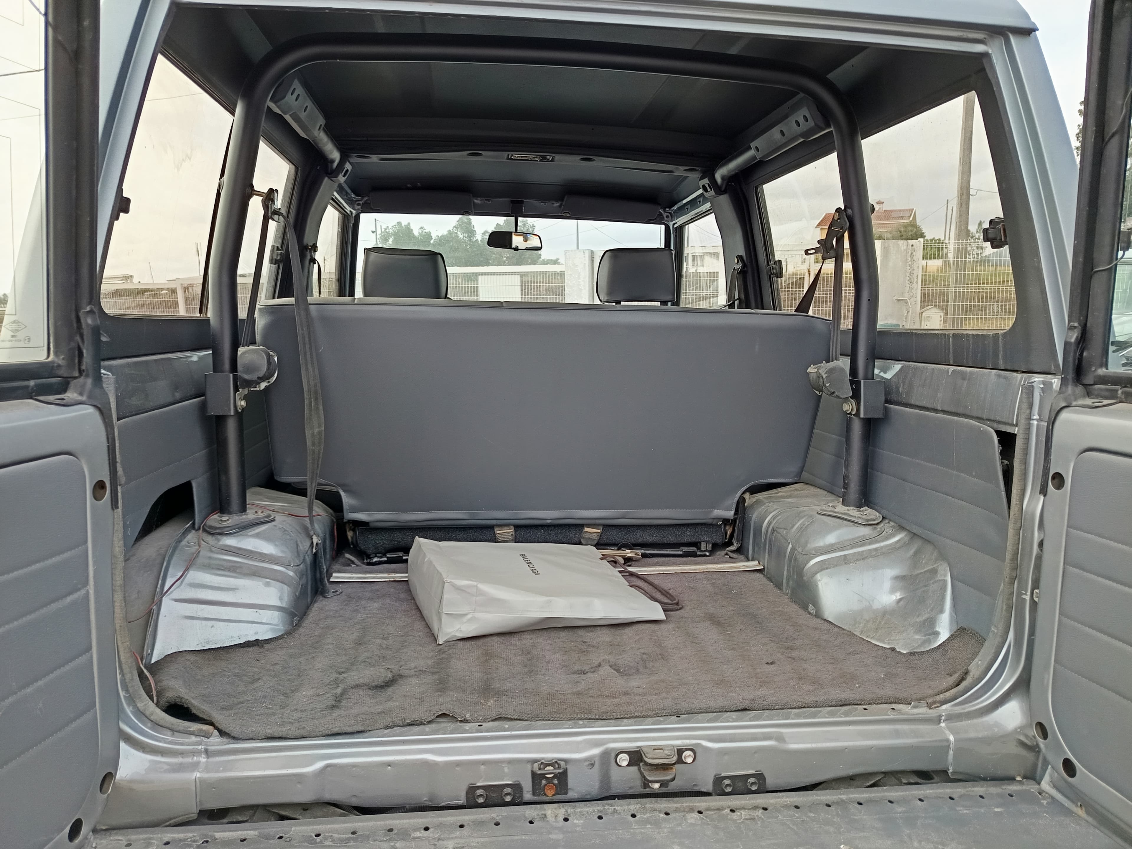 Toyota Land Cruiser 250 Turbo Diesel · Ano 1990 — image 13