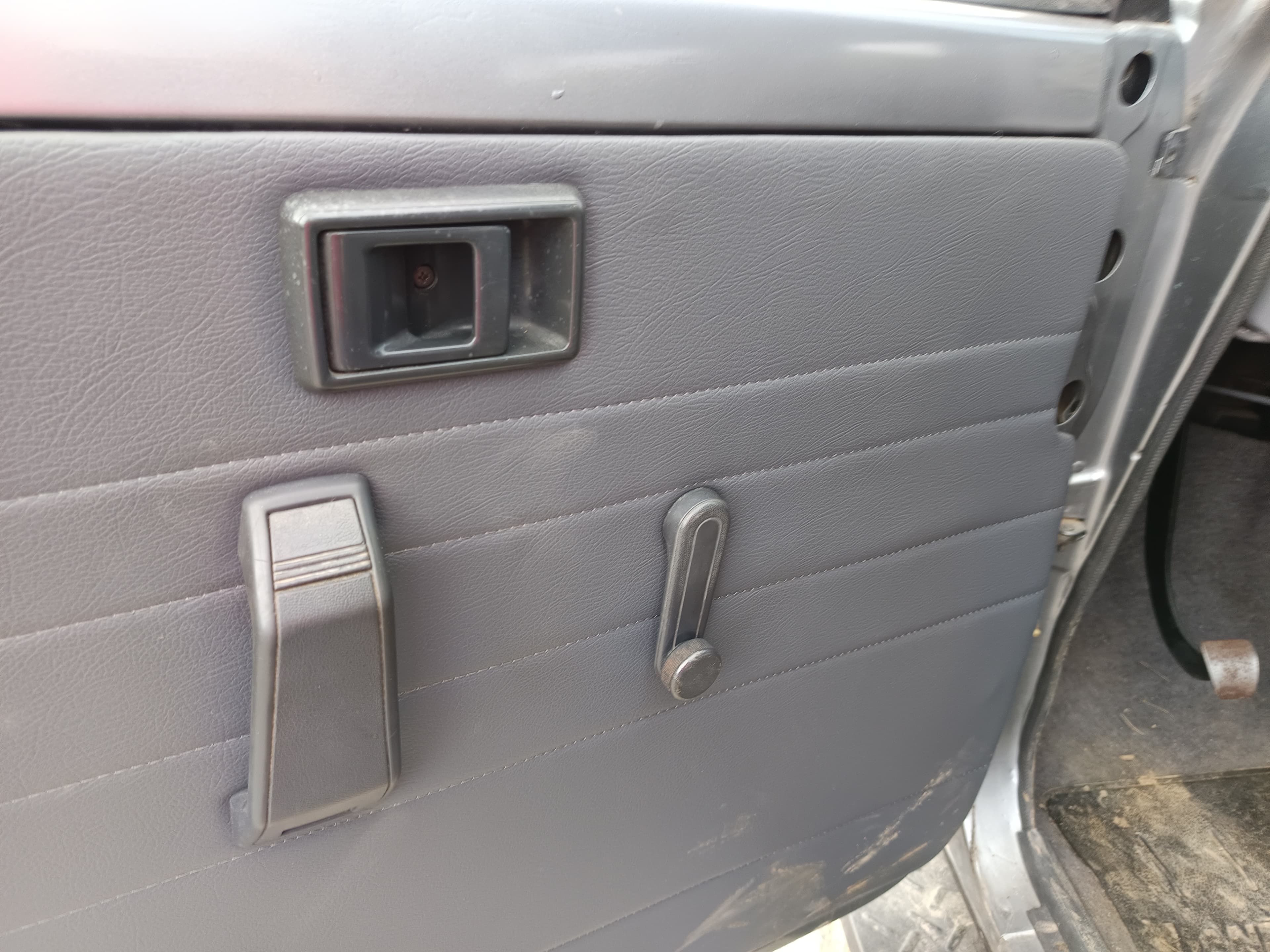 Toyota Land Cruiser 250 Turbo Diesel · Ano 1990 — image 19
