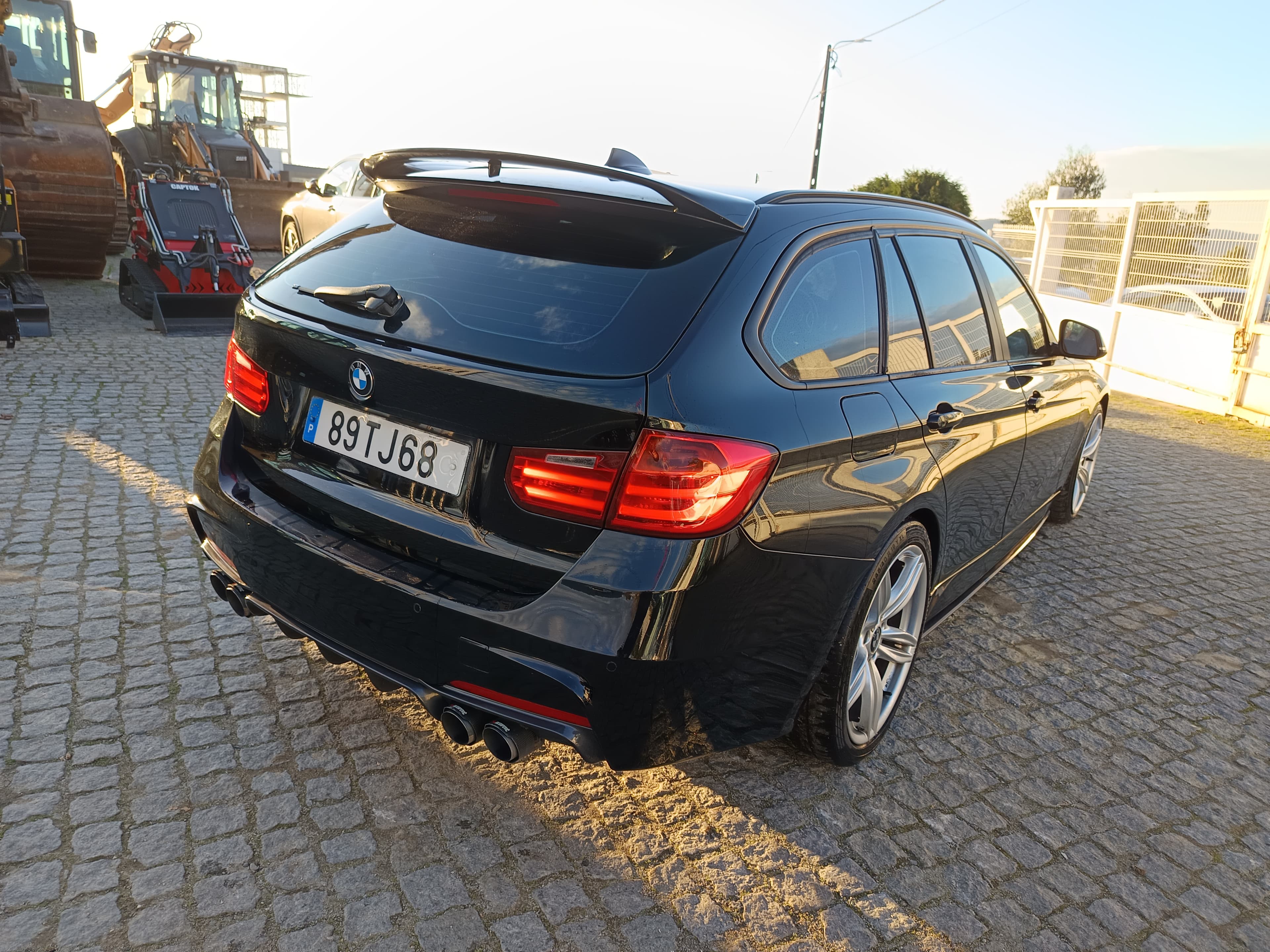 BMW 318d · Ano 2012 — imagem 5